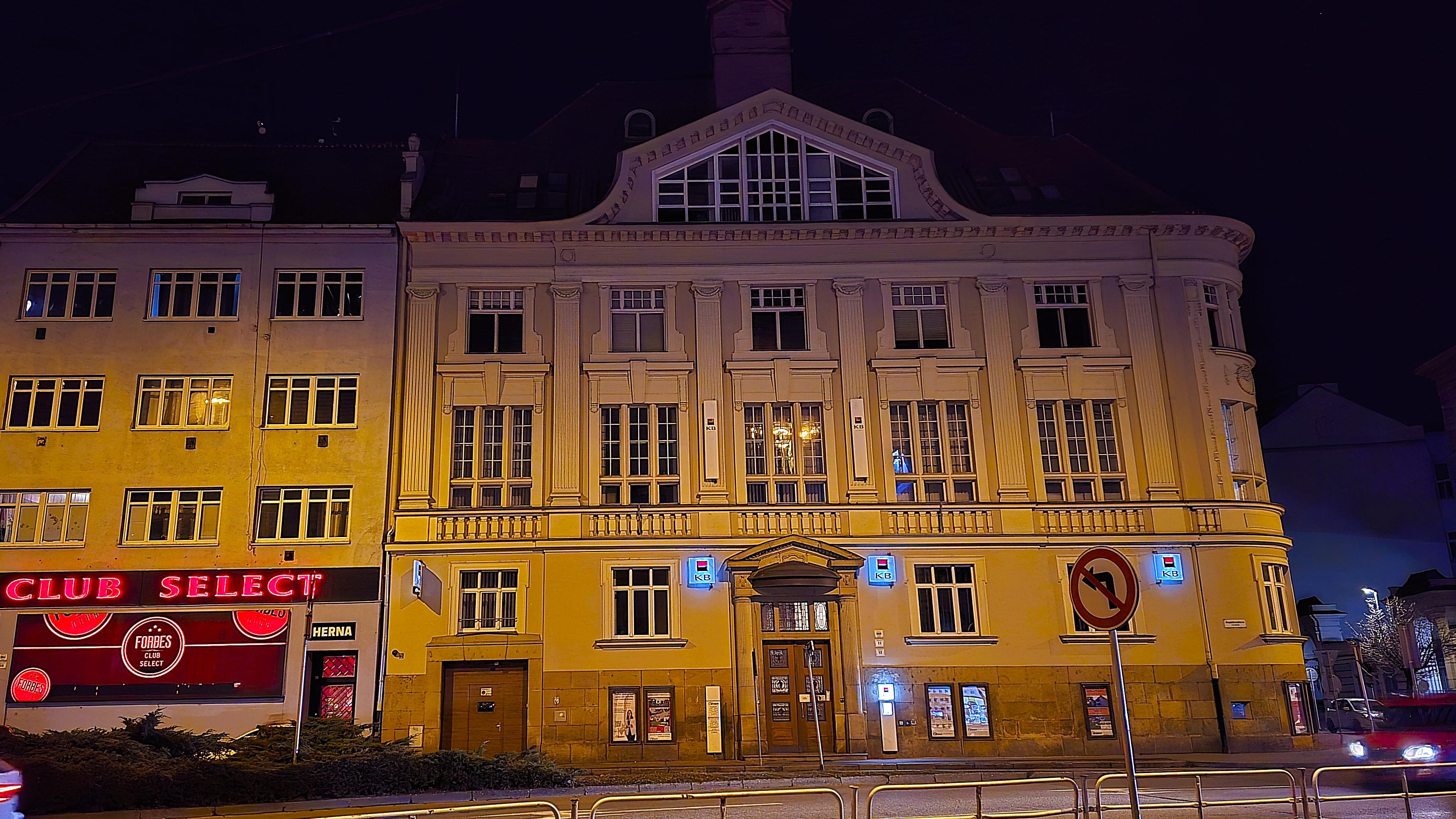 Komerční banka, a.s. foto 4