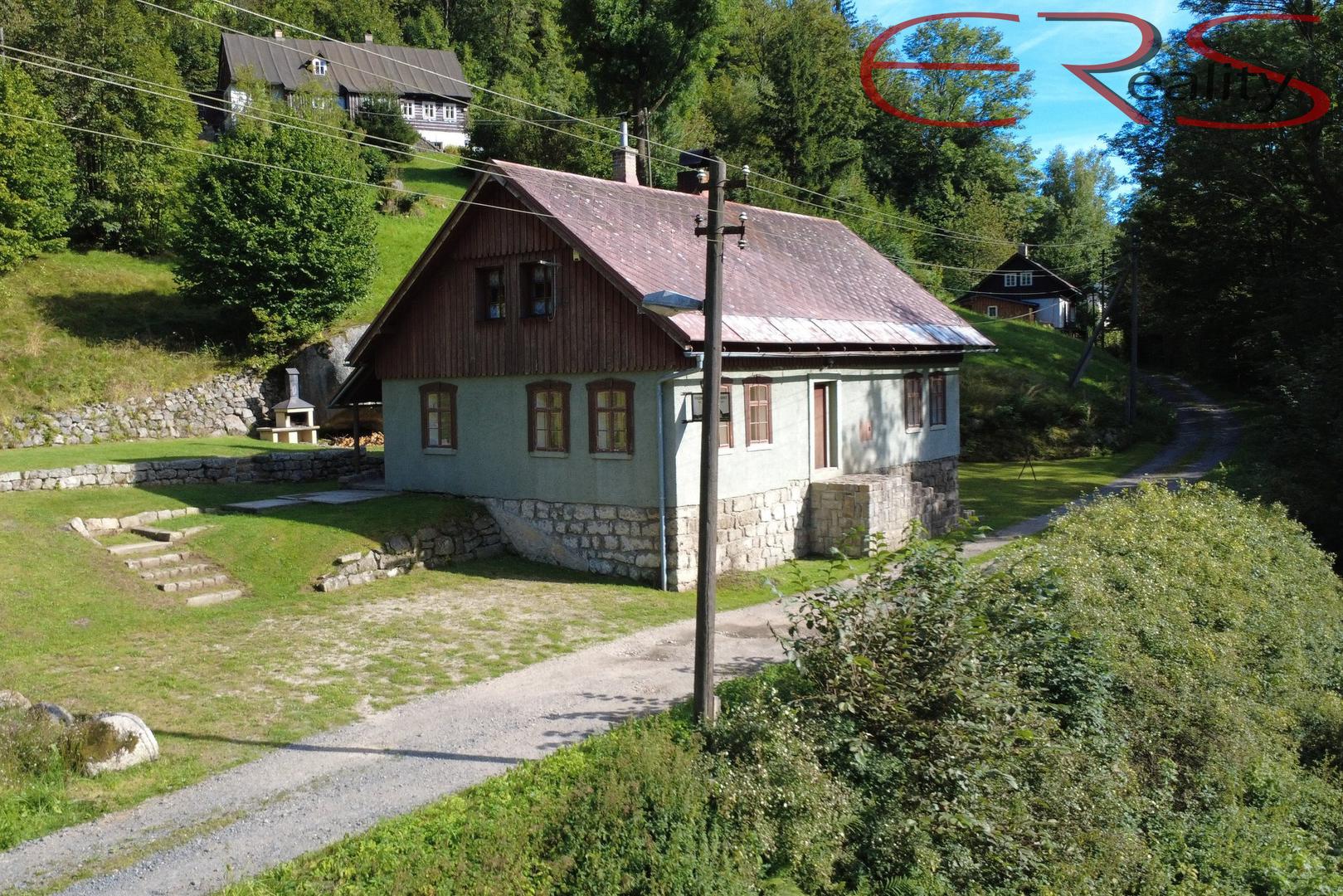 Prodej rodinného domu - Jizerské hory