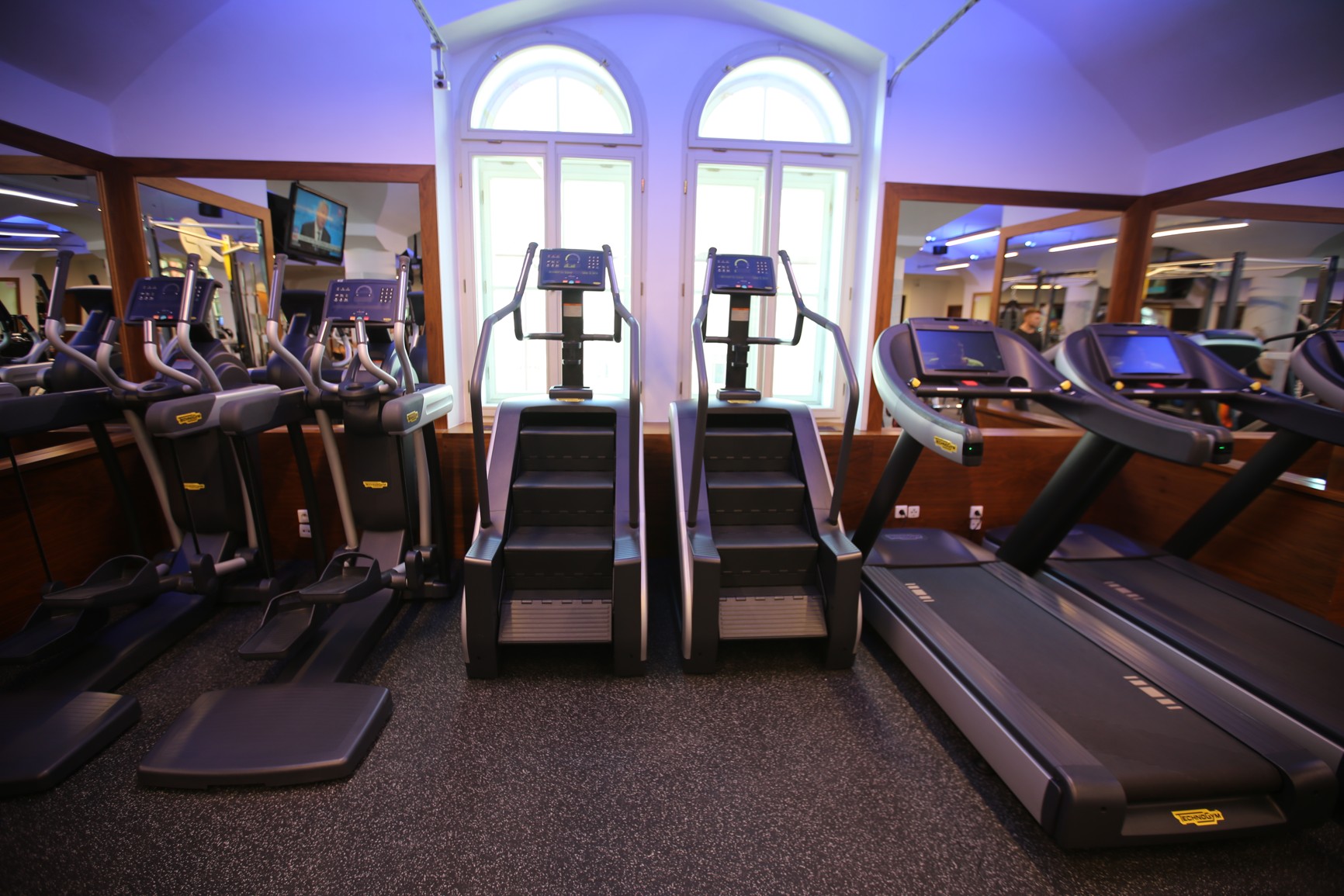 Form Factory Palladium foto 5