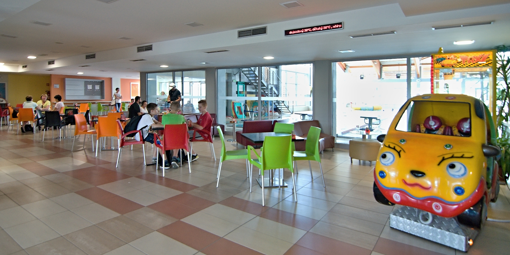 Letní koupaliště Plovárna Hranice foto 2