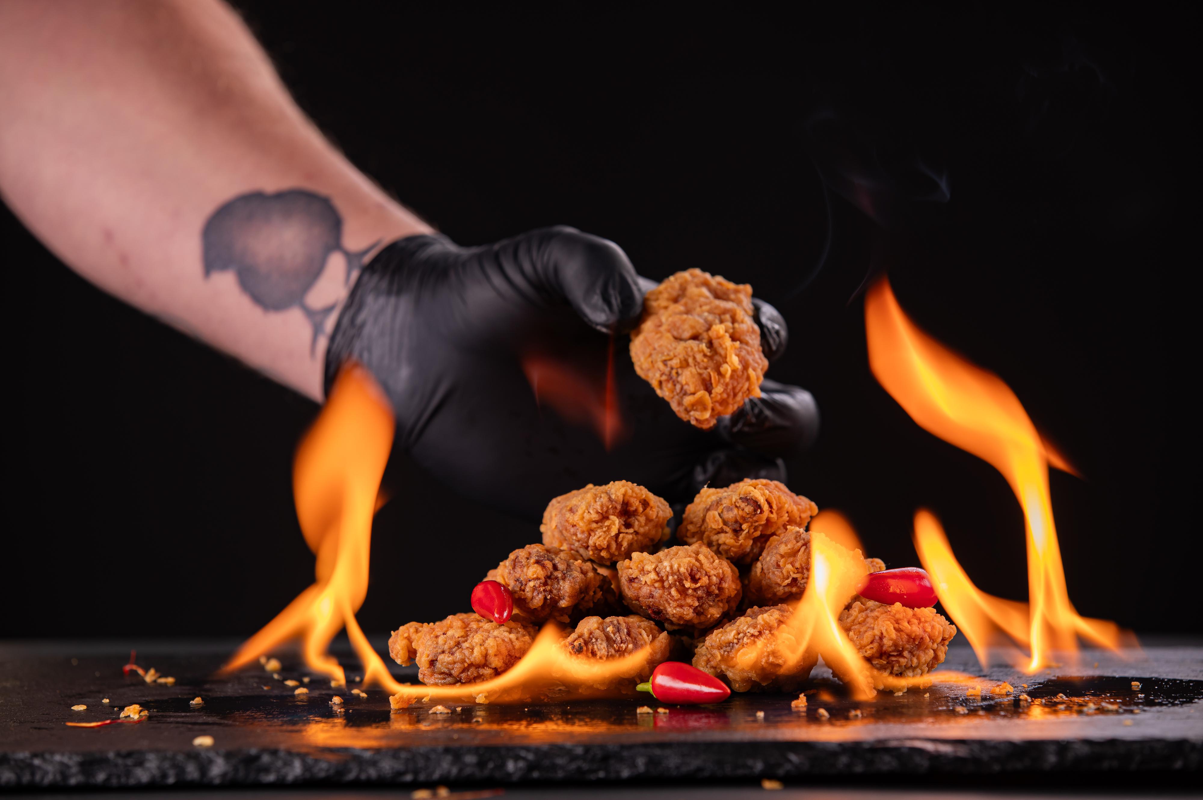 Křidélko - Chicken wings & strips