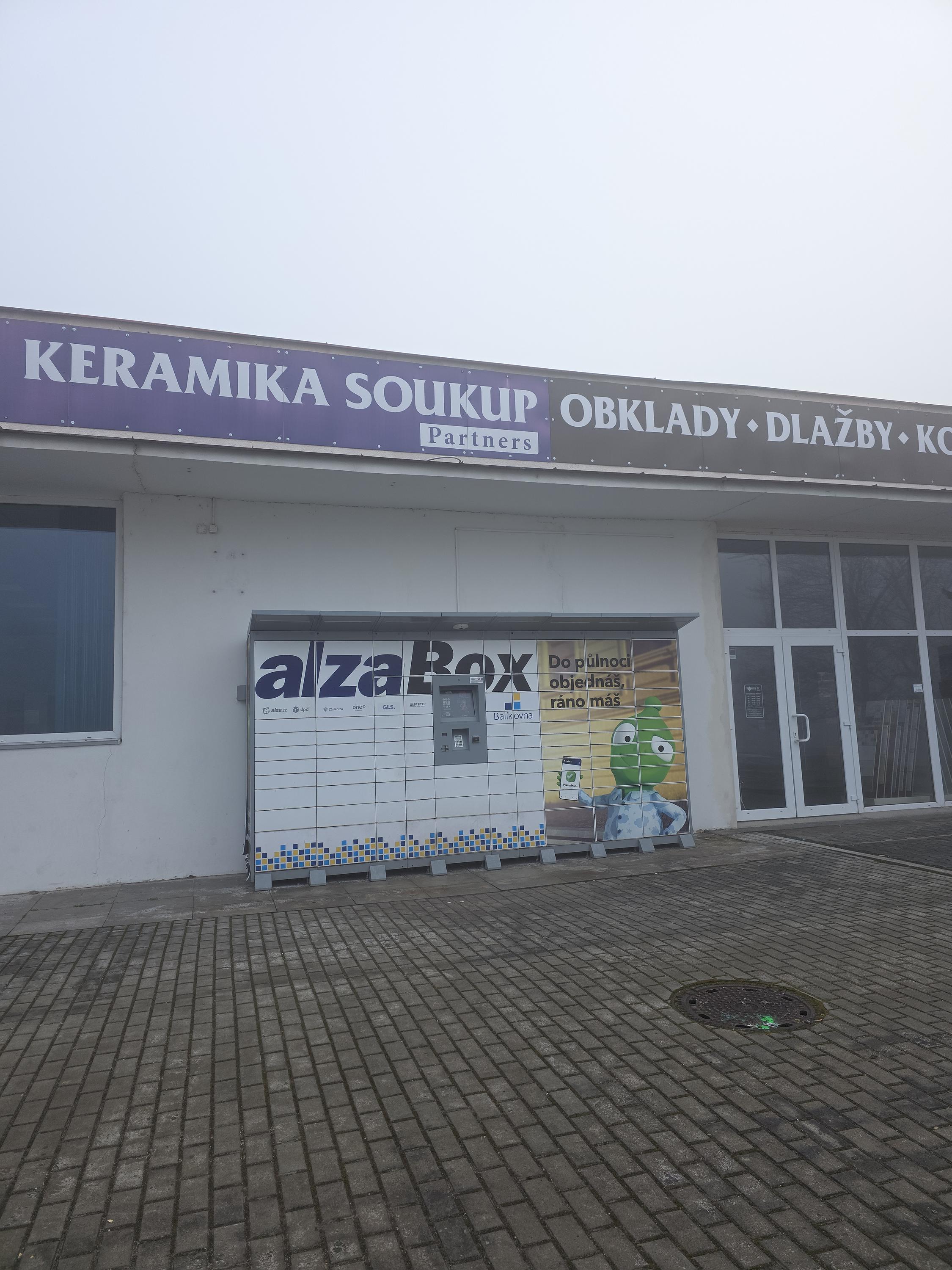 AlzaBox foto 2