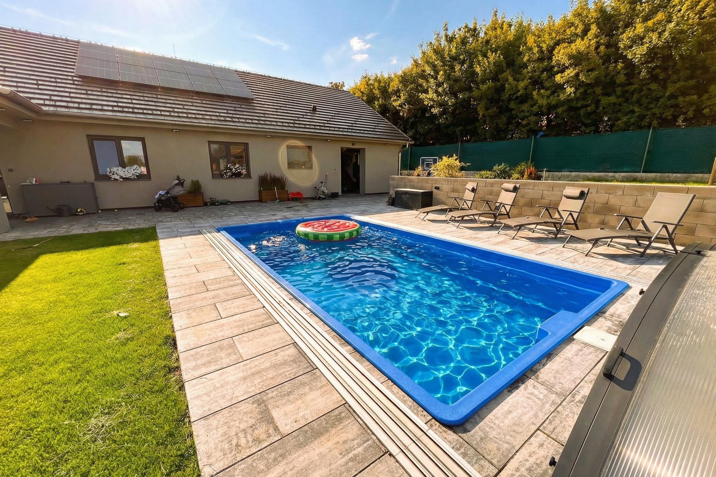 Léto u vlastního bazénu začíná už teď