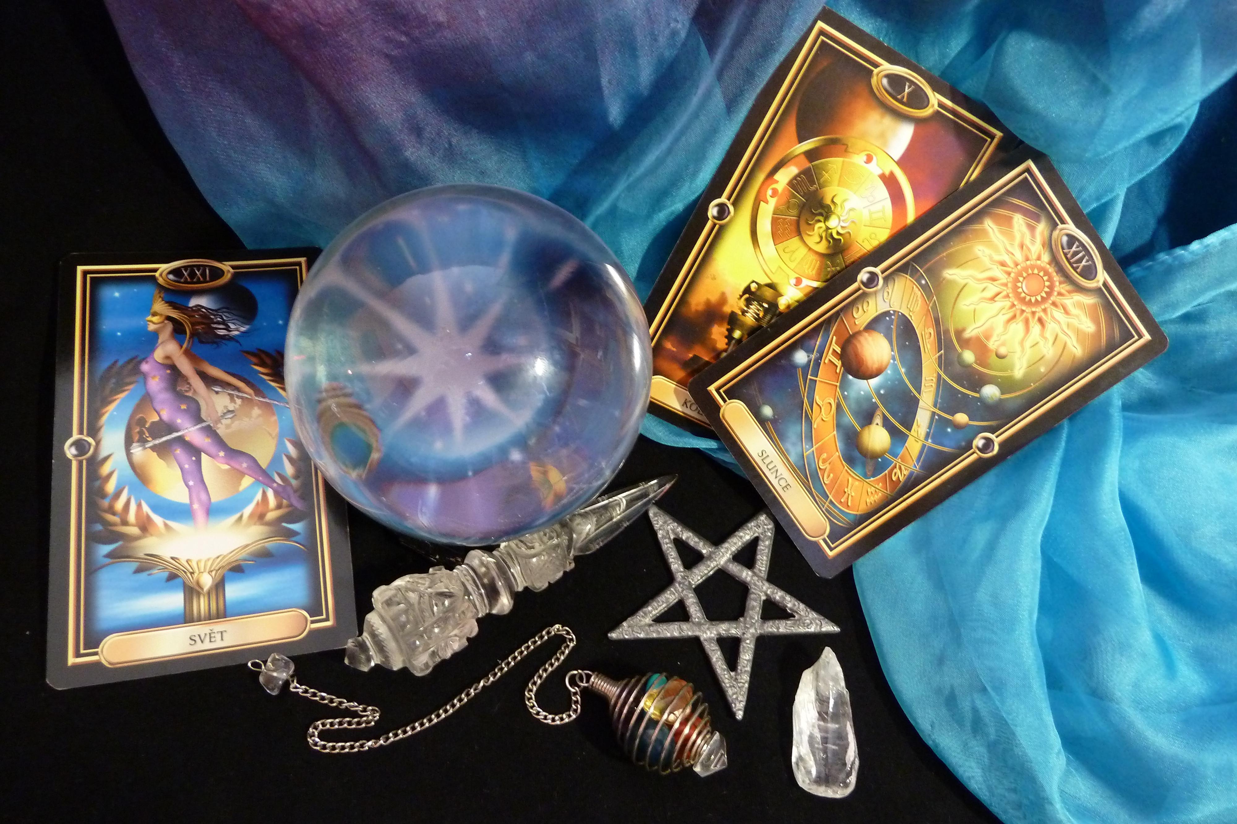 Výklad karet po telefonu, volejte odkudkoliv