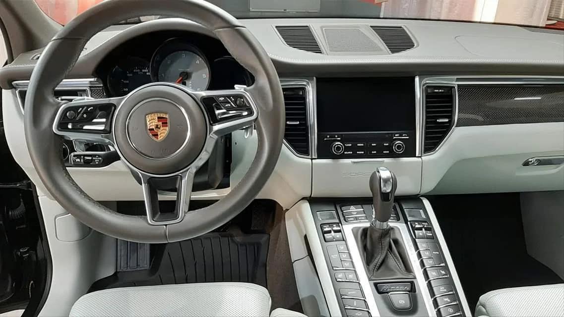 Čištění interiérů vozidel