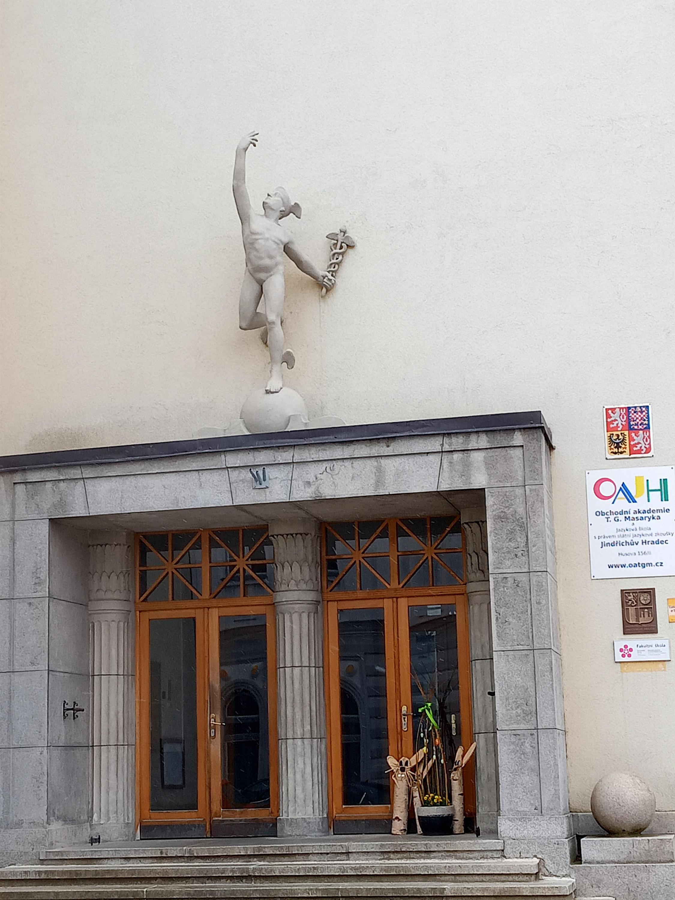 Obchodní akademie T. G. Masaryka Jindřichův Hradec foto 3