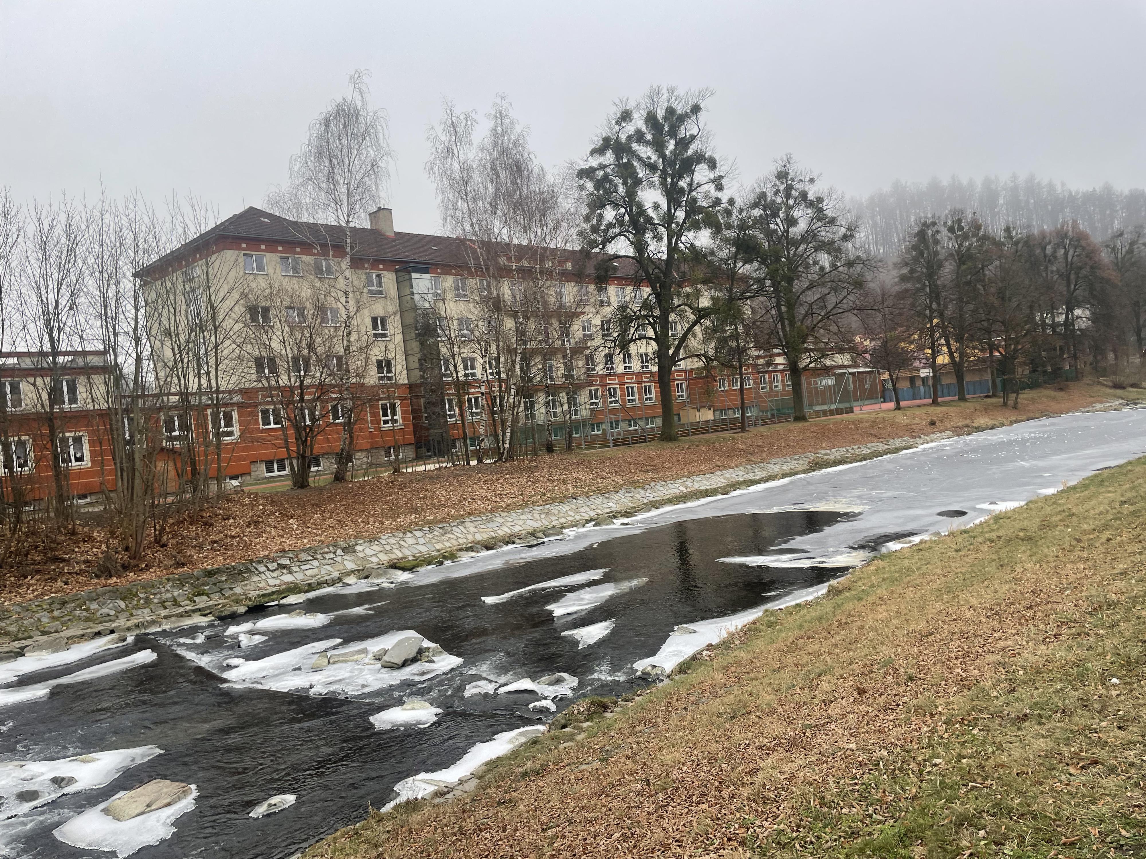 ZŠ Rožnov pod Radhoštěm, Videčská foto 2