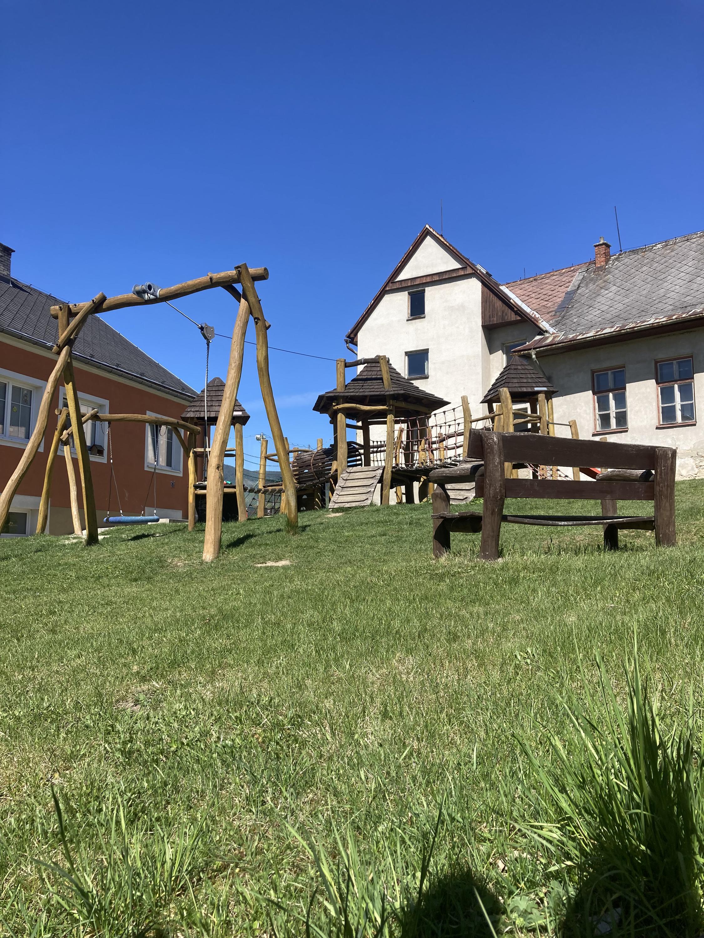 Základní škola a Mateřská škola Staré Město, okres Šumperk foto 4