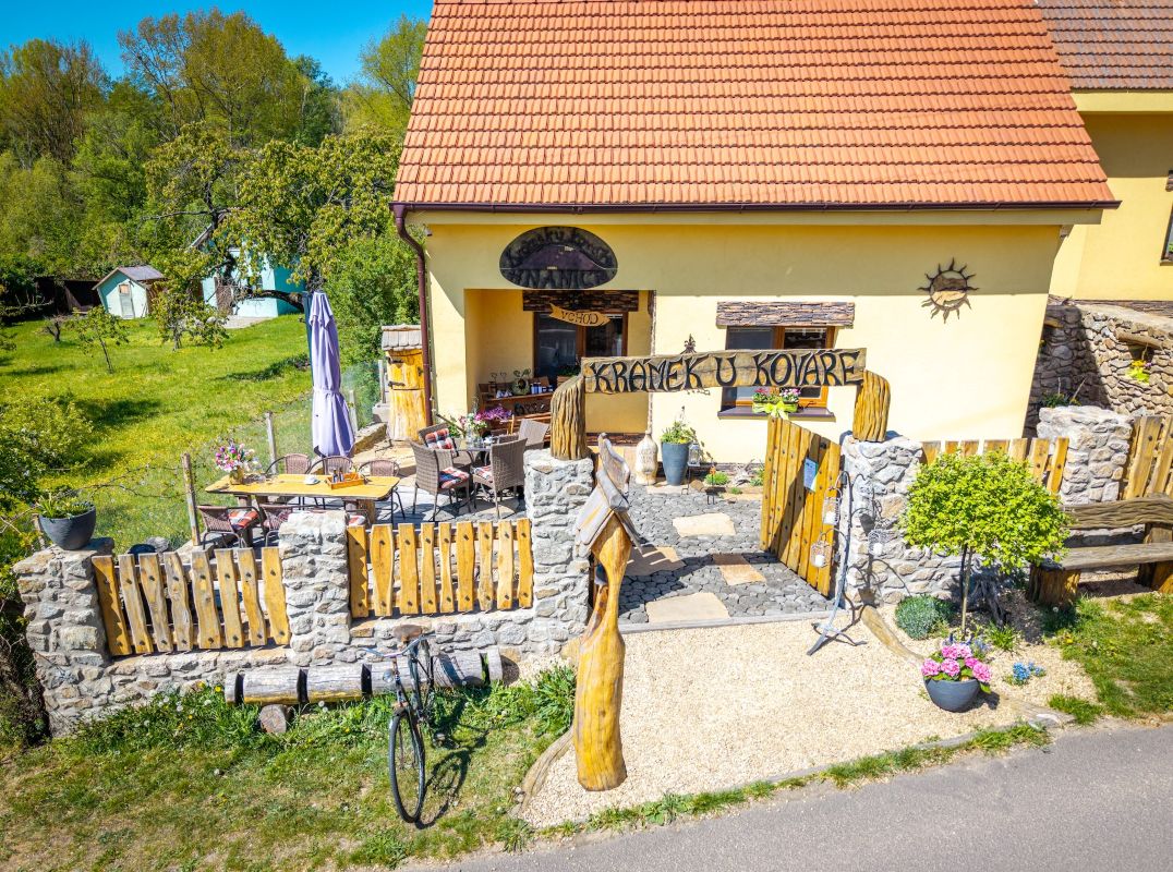 Krámek u kováře Hnanice foto 2