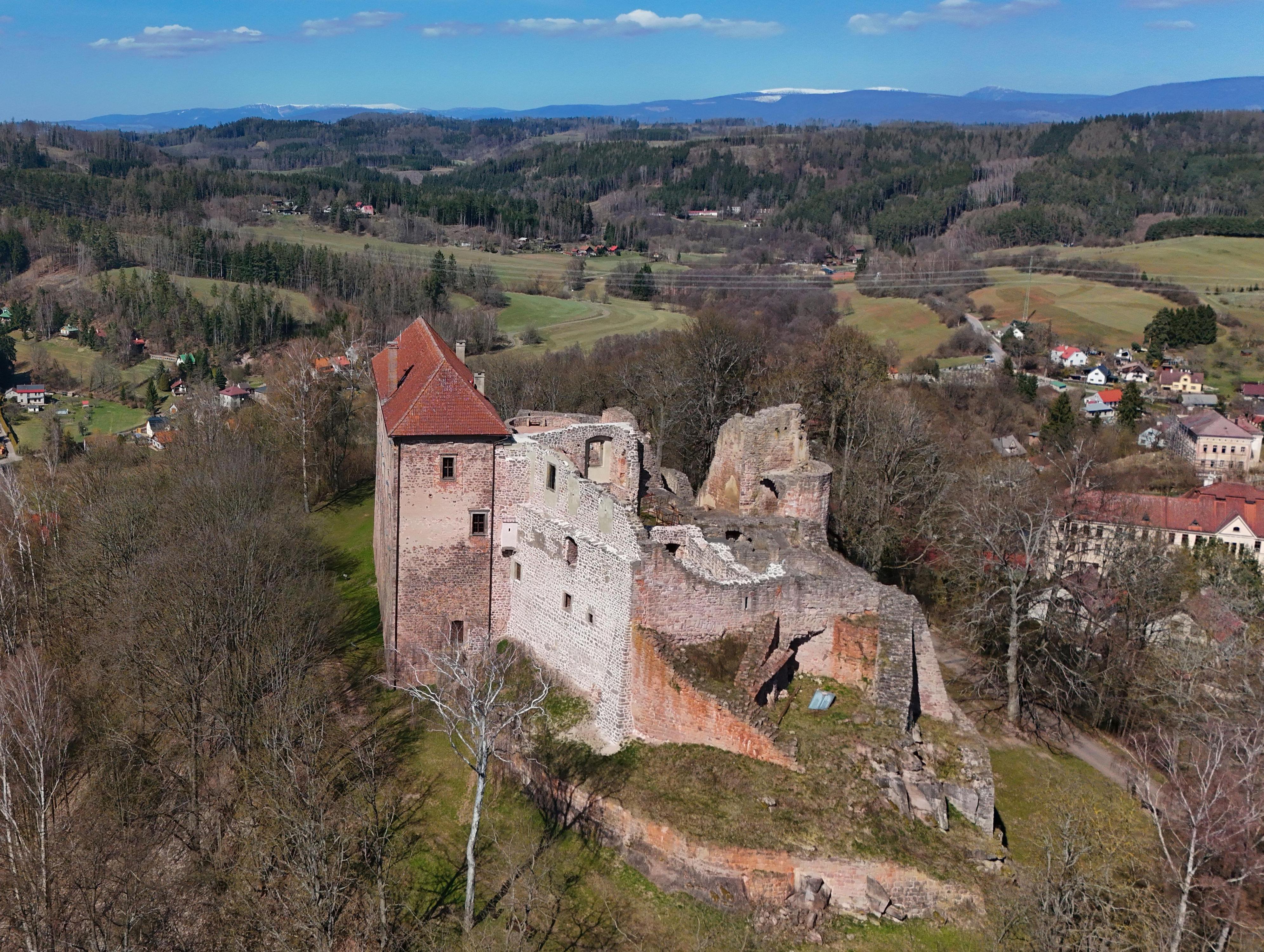 Hrad Pecka foto 5