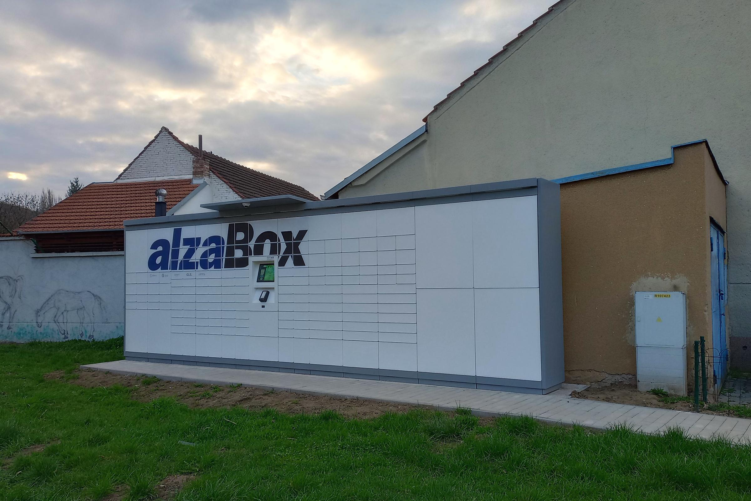 AlzaBox