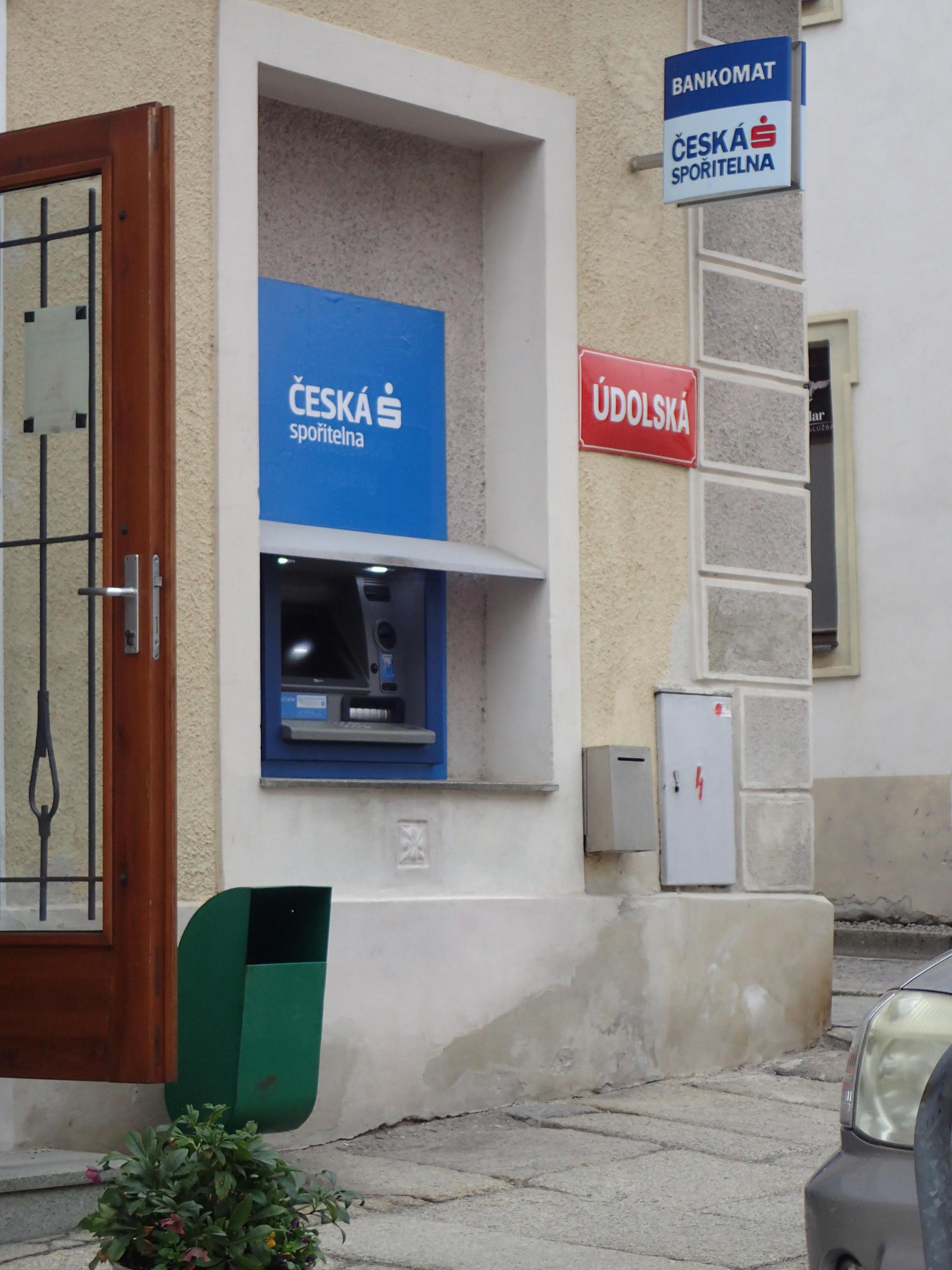 Bankomat České spořitelny foto 2