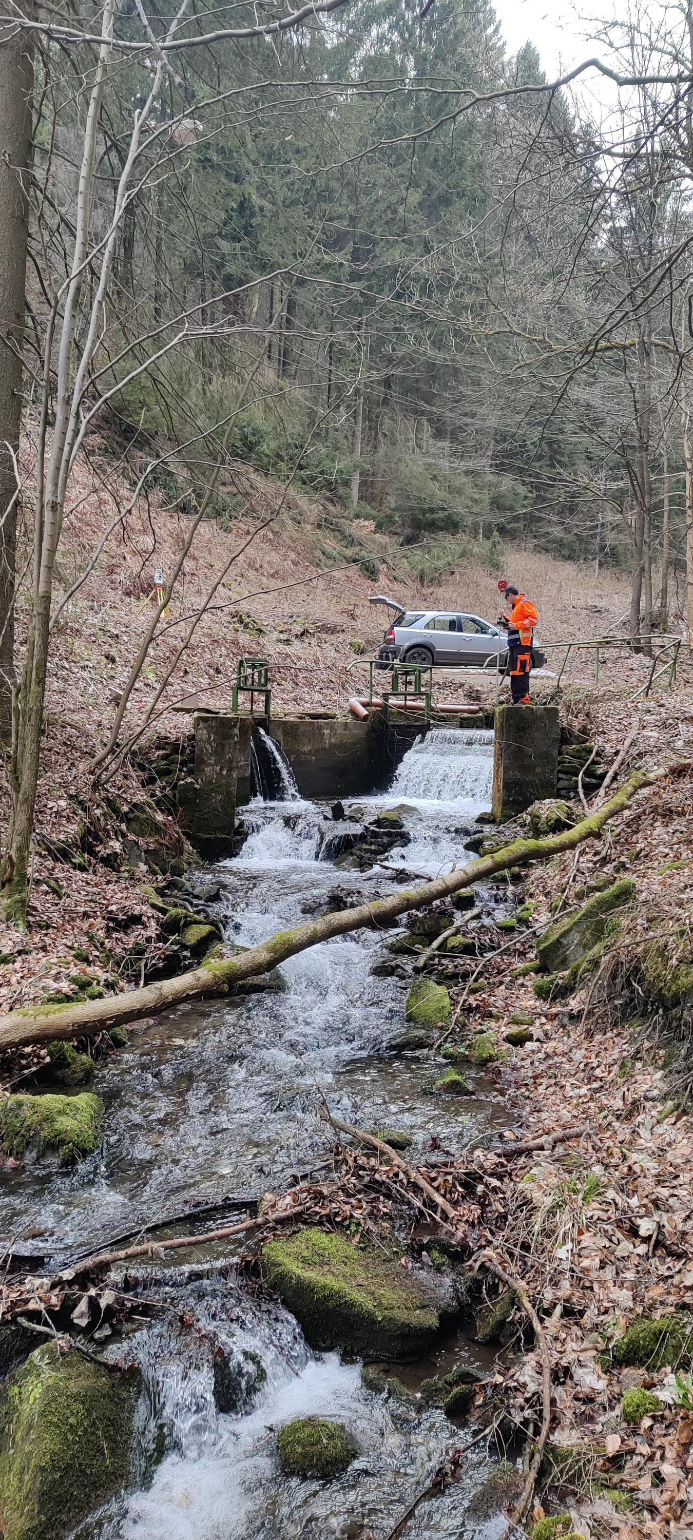 Geodeti-ADM Geodetické práce foto 4
