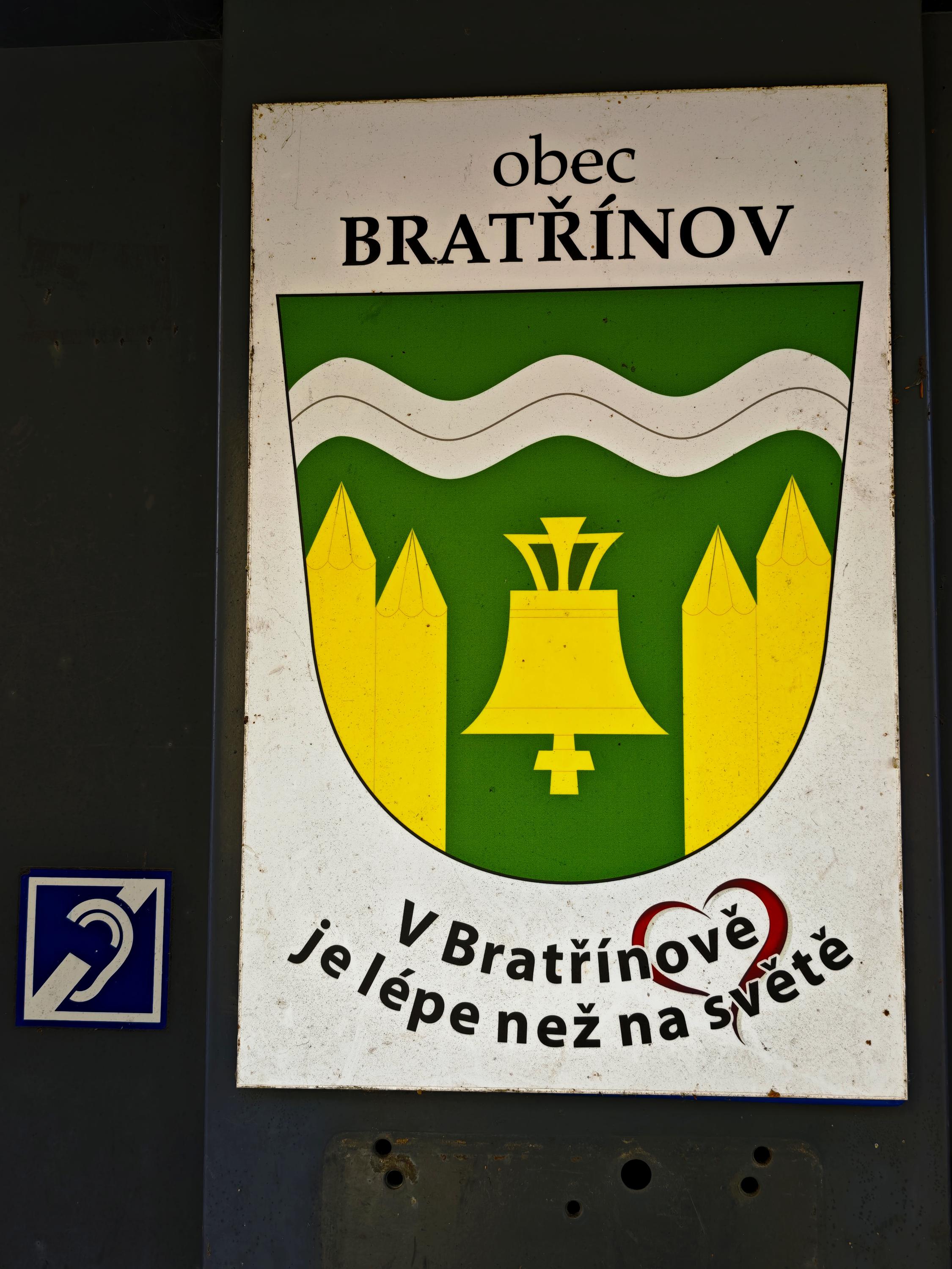 Bratřínov - obecní úřad foto 4