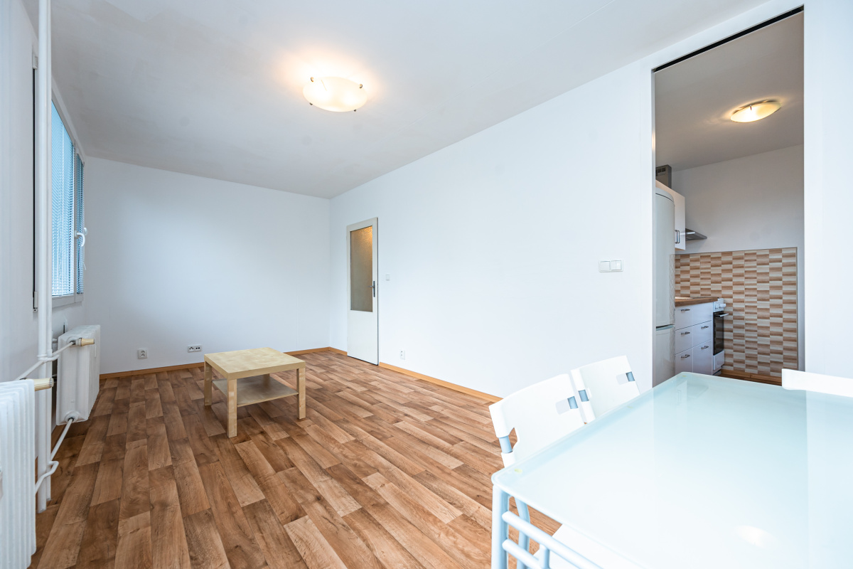 Prodej bytu 2+1, 46 m2, ul. Akátová, Praha 8