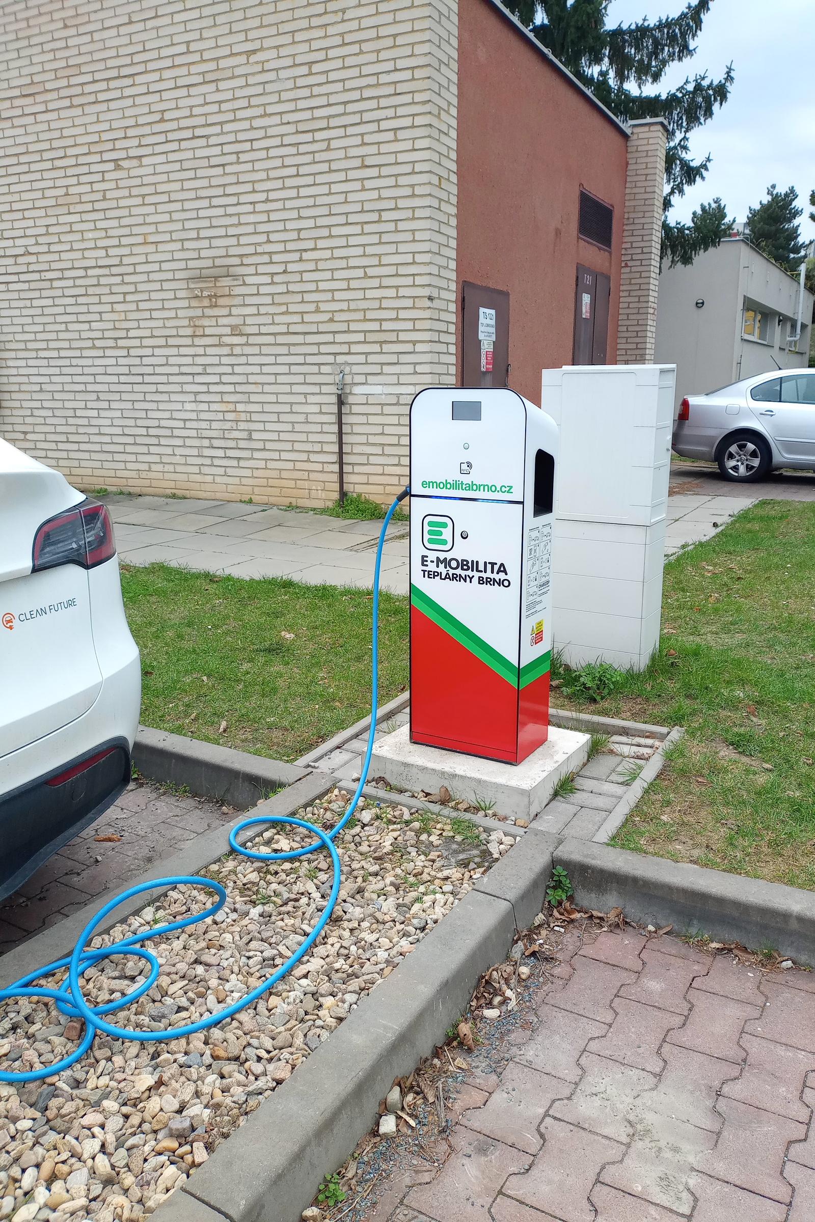 Teplárny Brno, a.s. - nabíjecí stanice foto 1