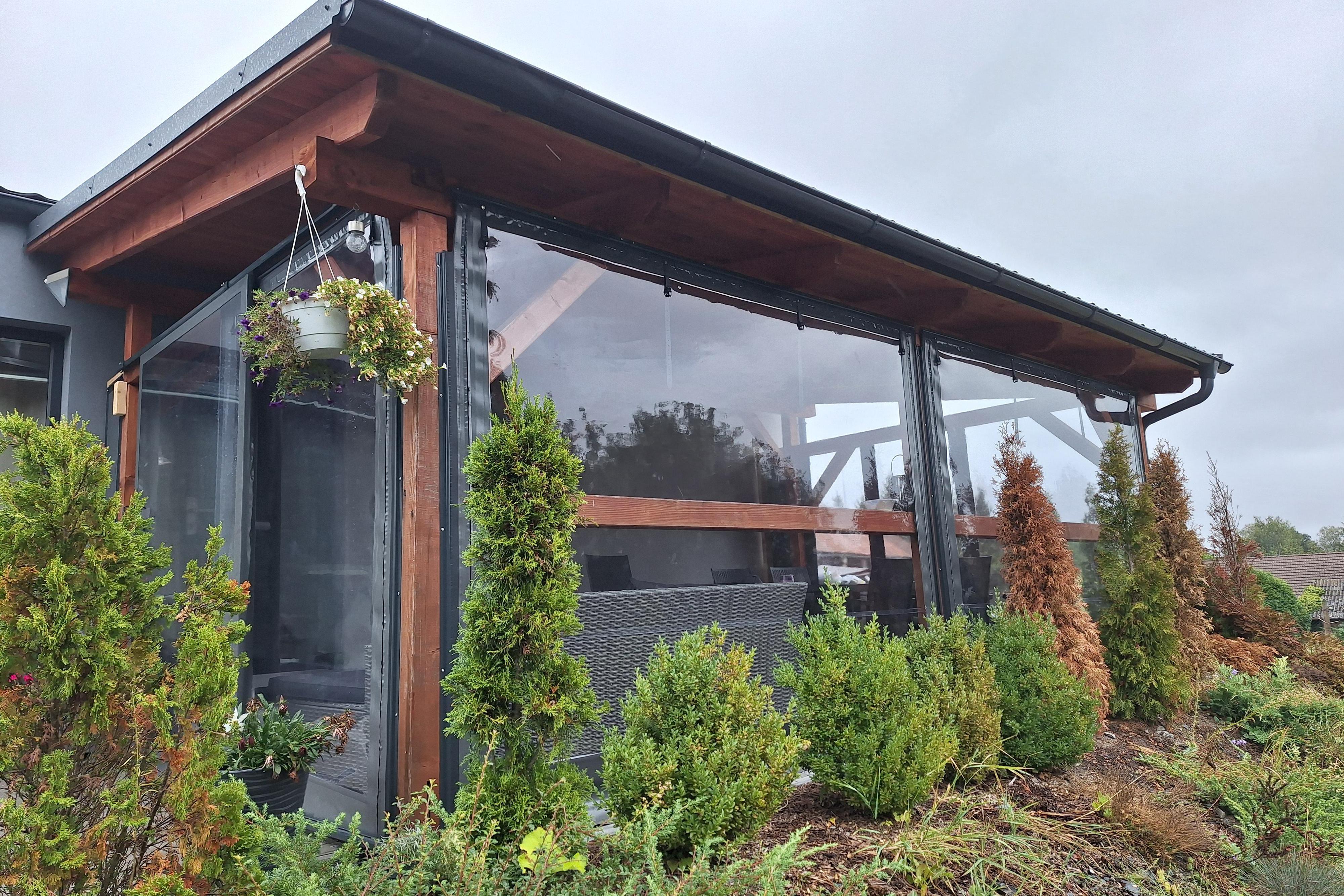 Plachty na pergoly výroba na míru