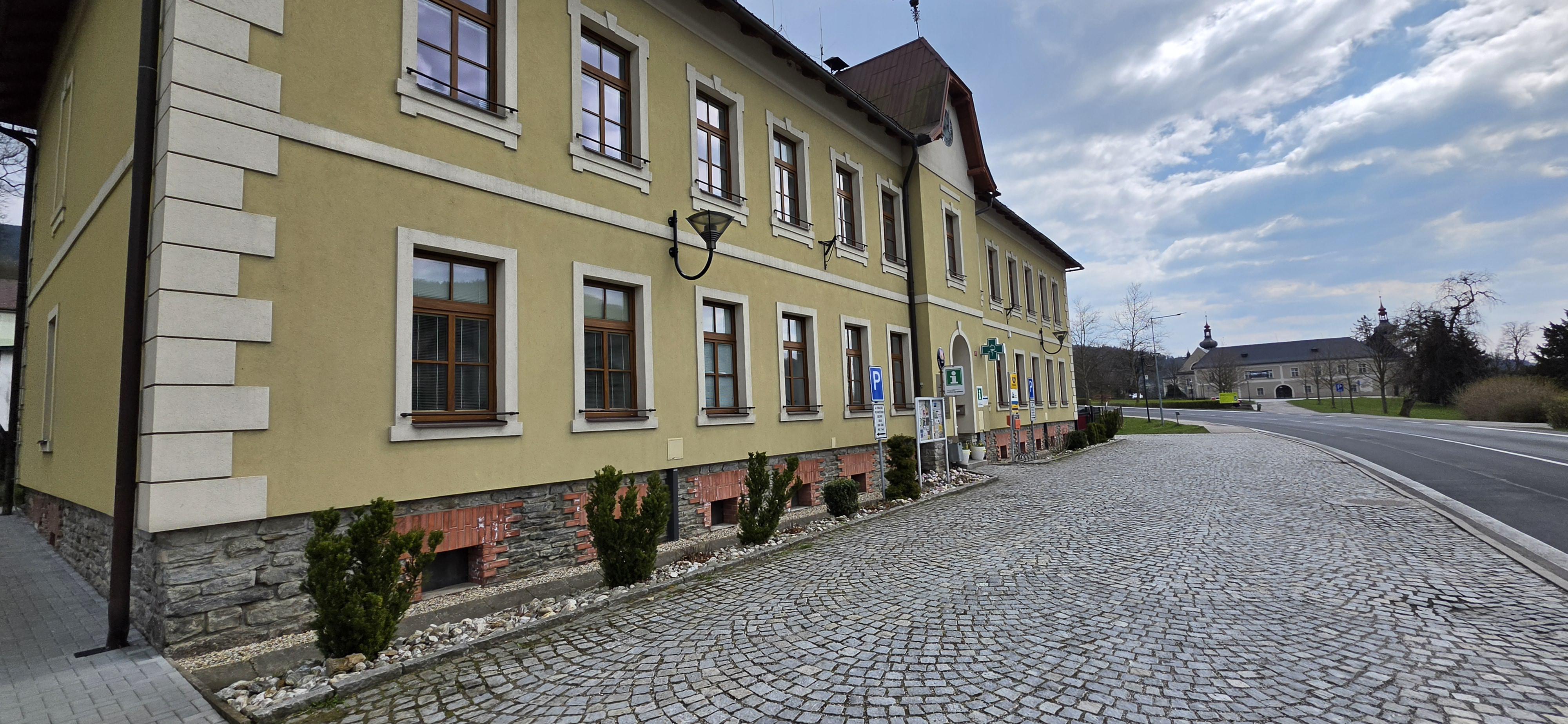 Loučná nad Desnou - obecní úřad foto 2
