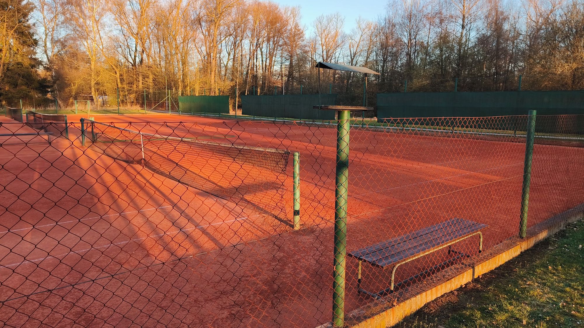 Tenis Ostrov na Podskalí foto 1