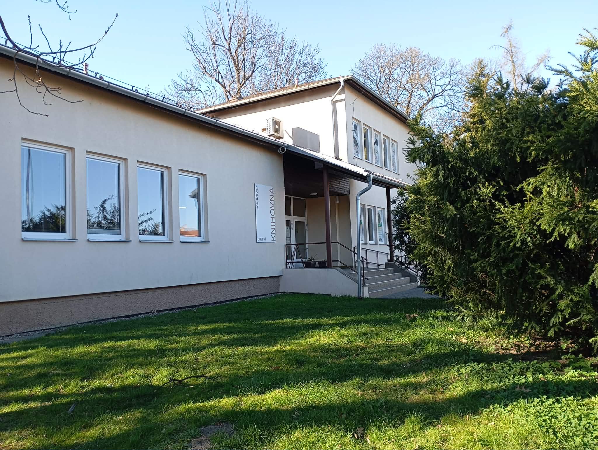 Obecní knihovna Bohuňovice foto 2