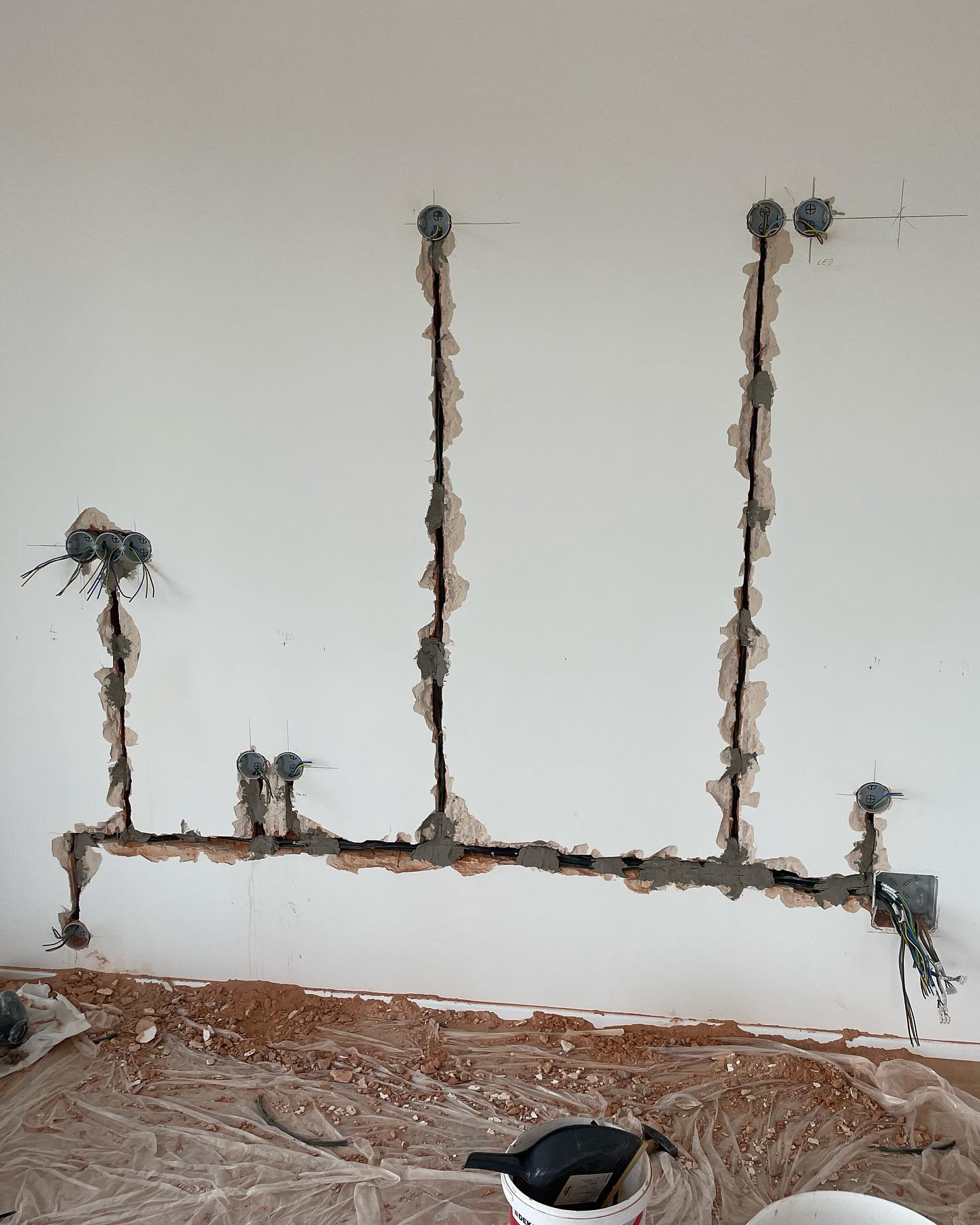 LowVoltage s.r.o. - kamerové, zabezpečovací a datové systémy - elektroinstalace foto 4