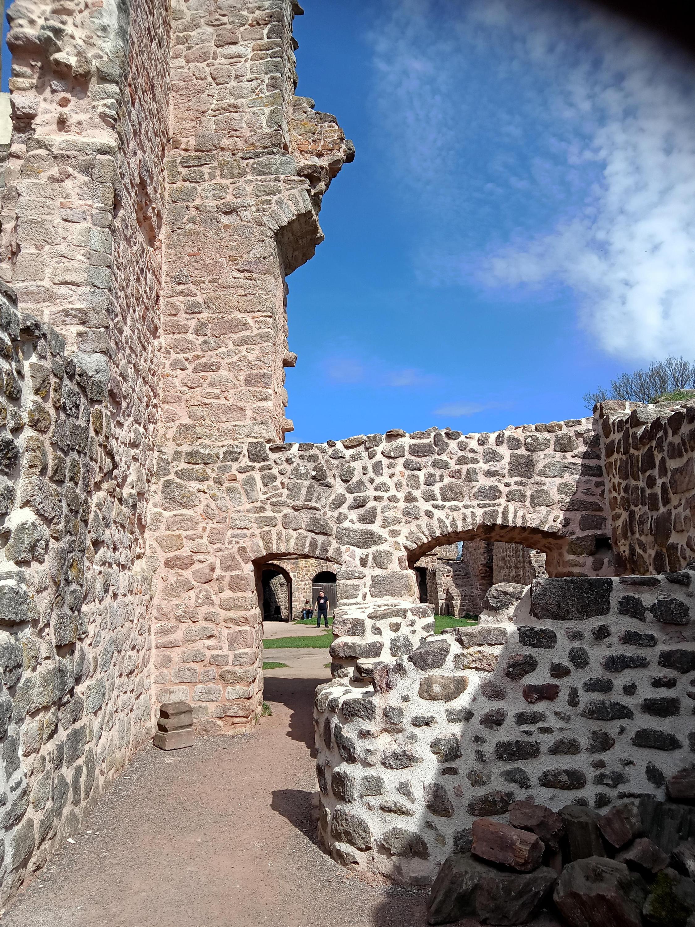 Hrad Pecka foto 2