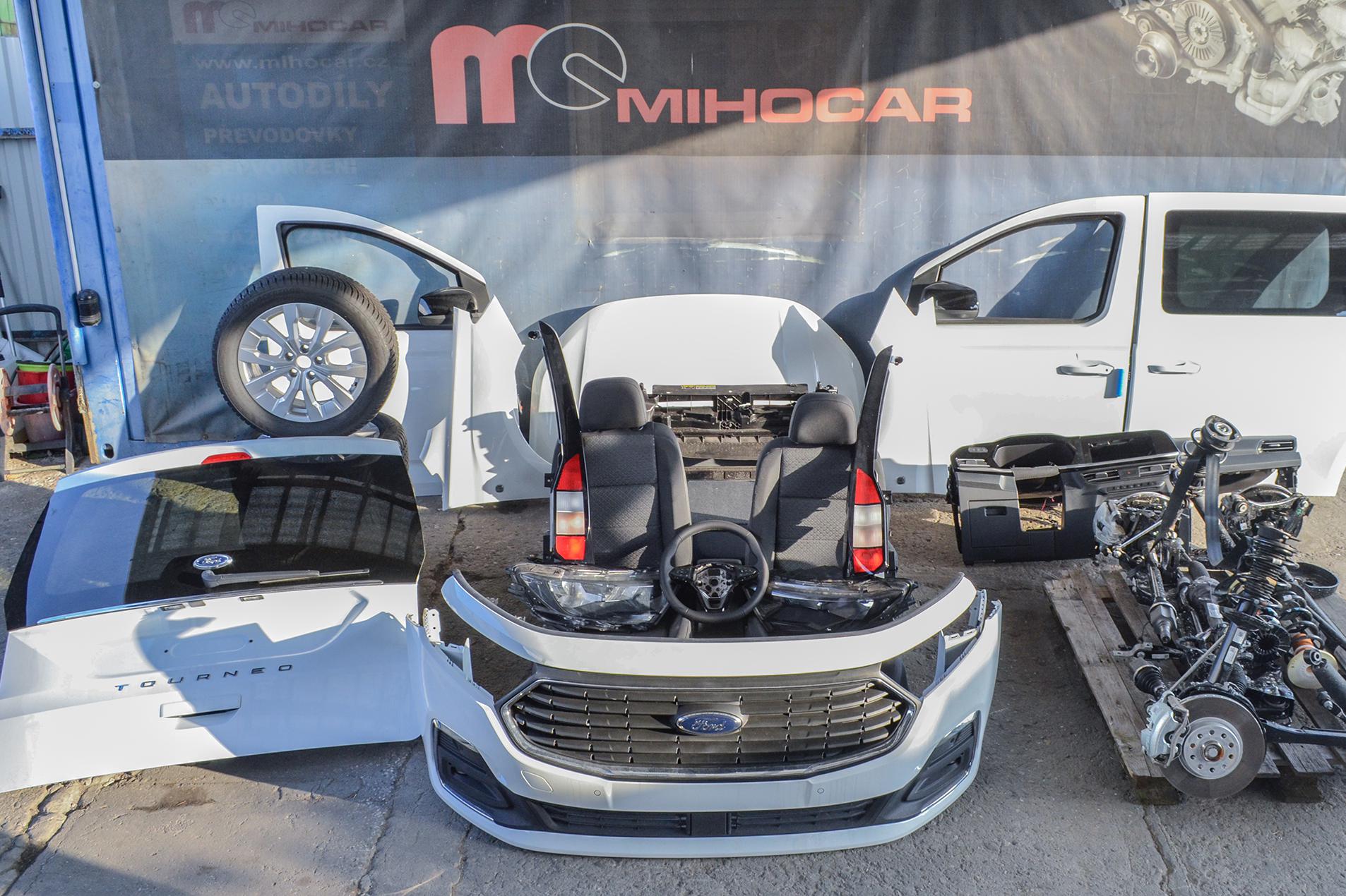 Náhradní díly FORD GRAND TOURNEO CONNECT 2022-