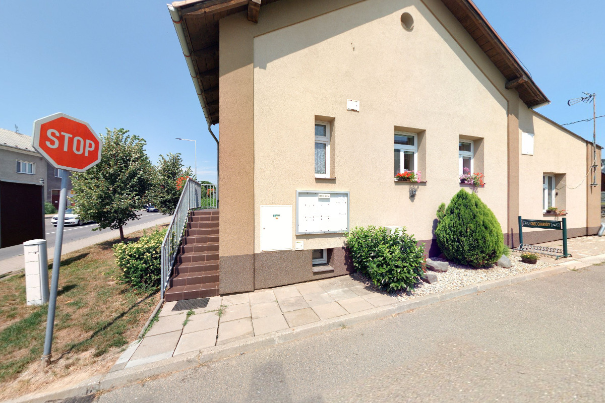 Charváty - obecní úřad foto 5