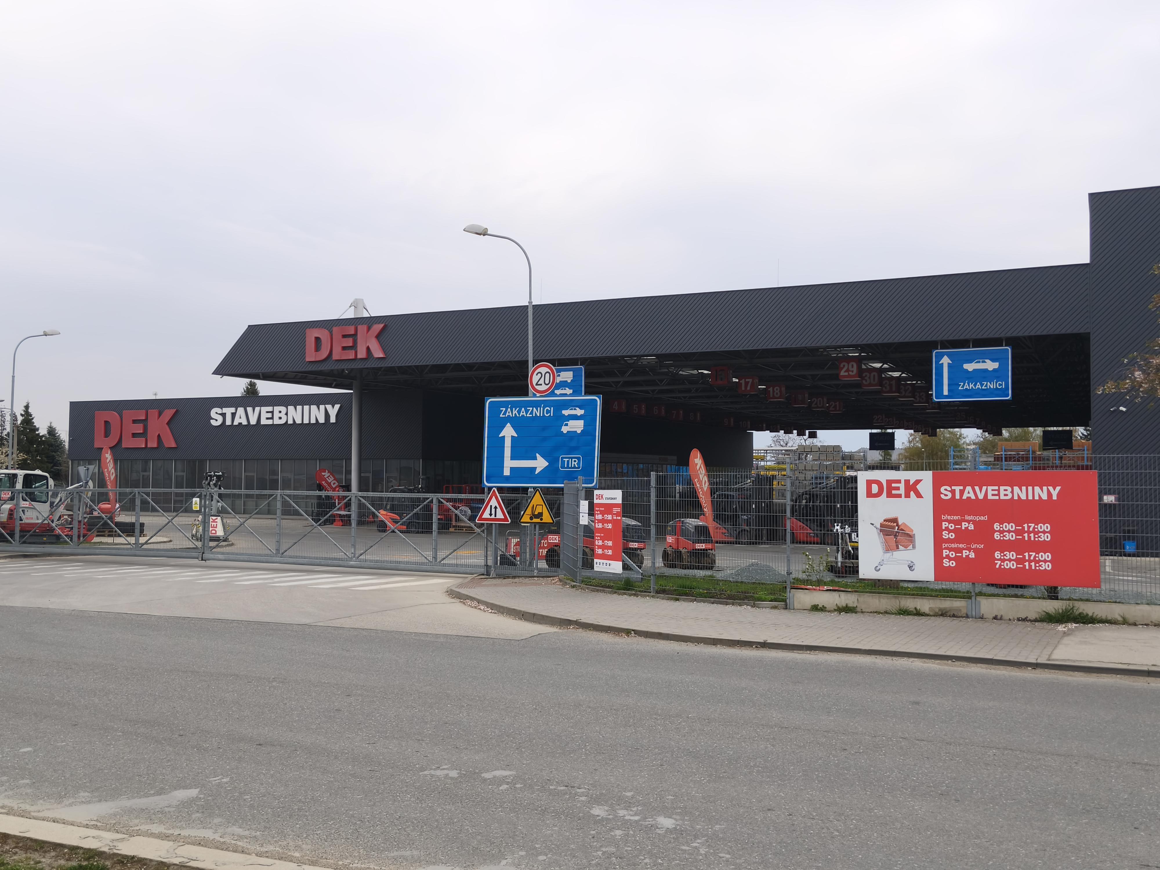 Stavebniny DEK foto 2