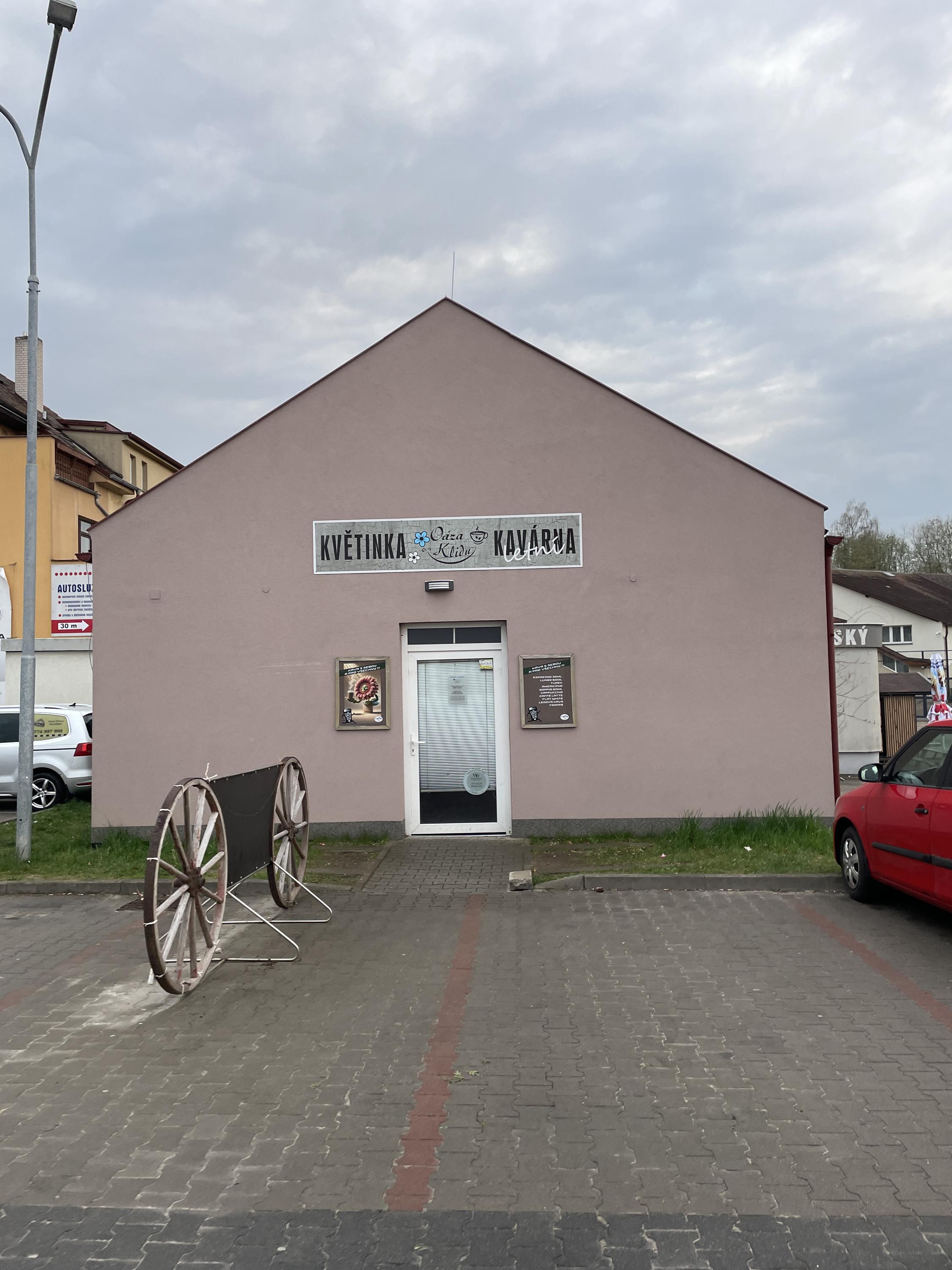 Květinka a Kavárna Oáza klidu foto 3