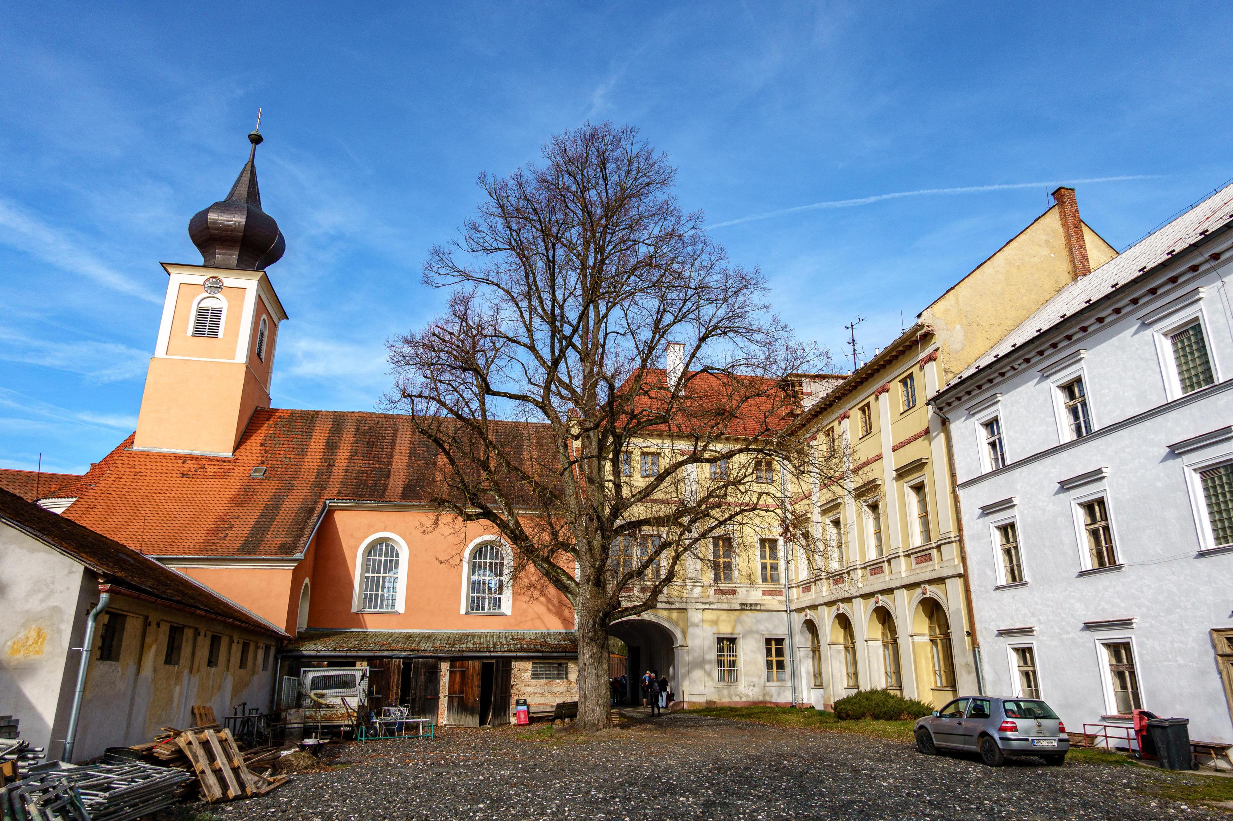 Rekreační zařízení Zámek Trhanov