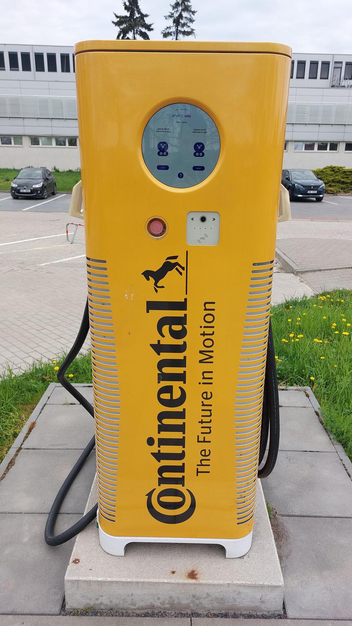 Nabíjecí stanice CoBa foto 2