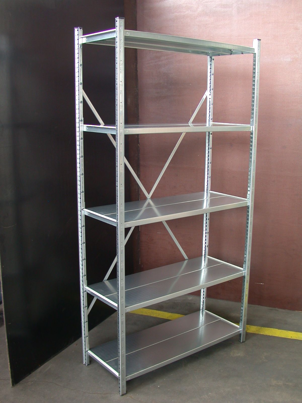 regaly-regaly.cz foto 5