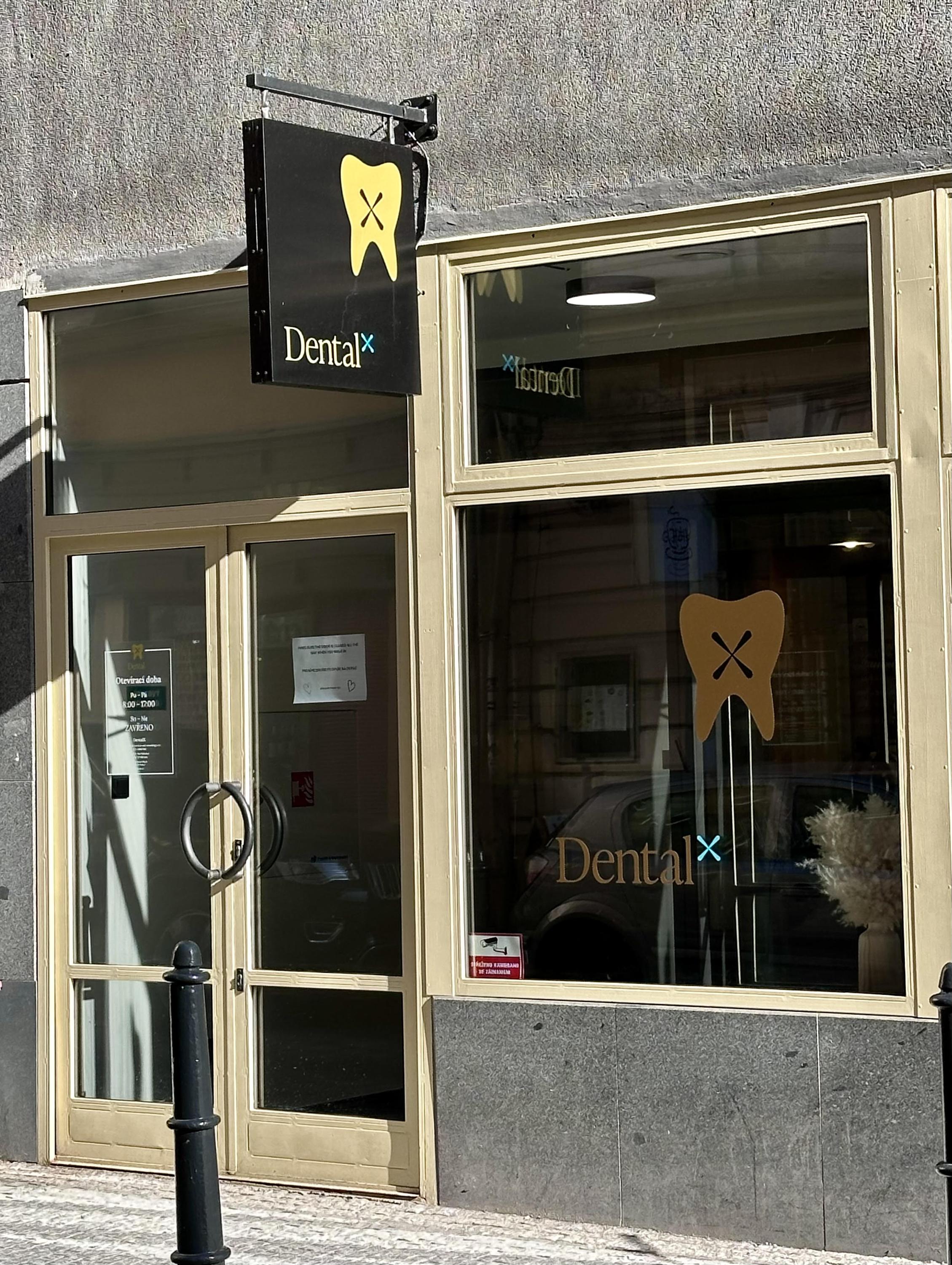 DentalX - Stomatologická ordinace foto 4