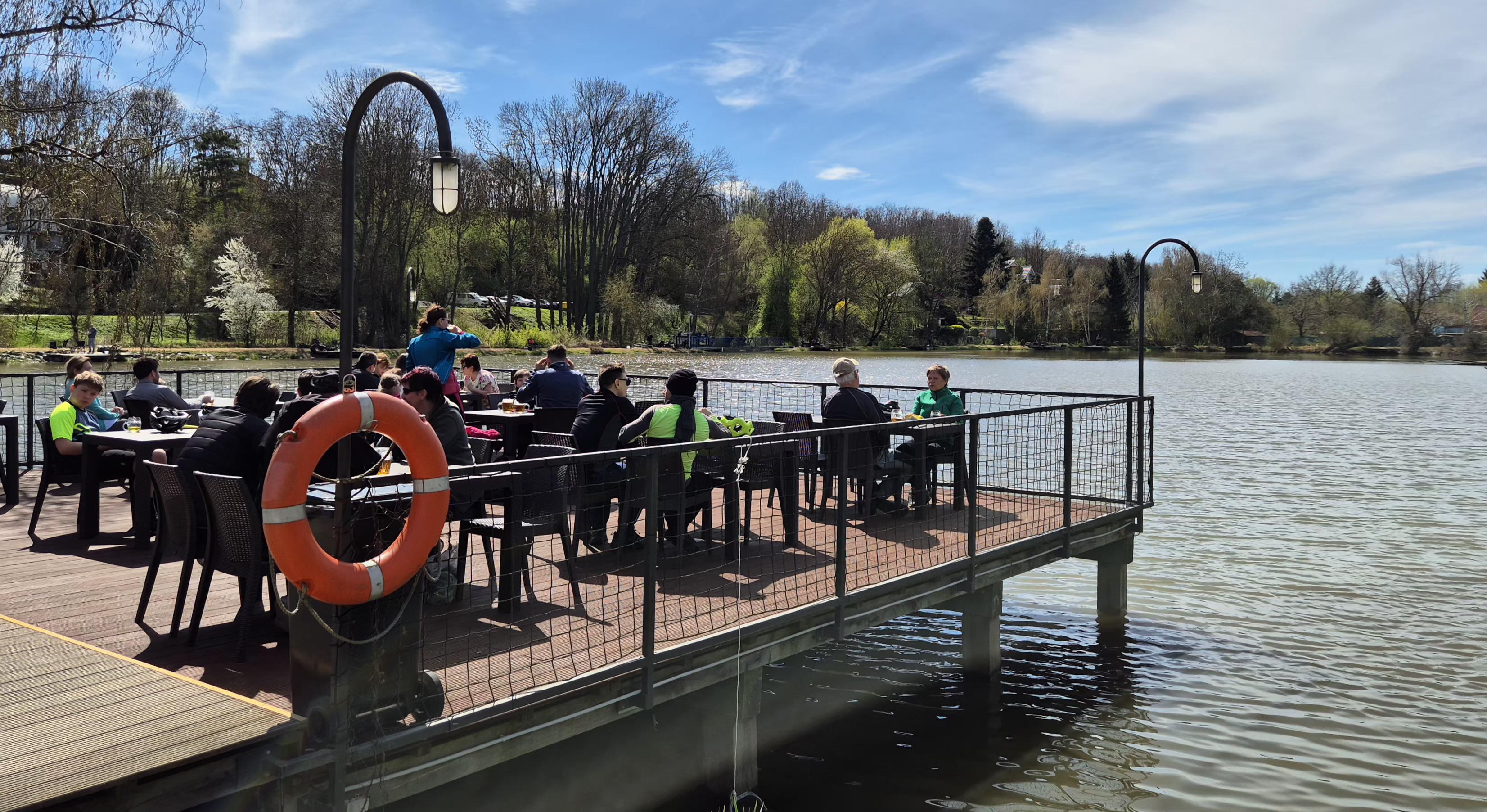 Rybník Rebešovice - restaurace foto 4