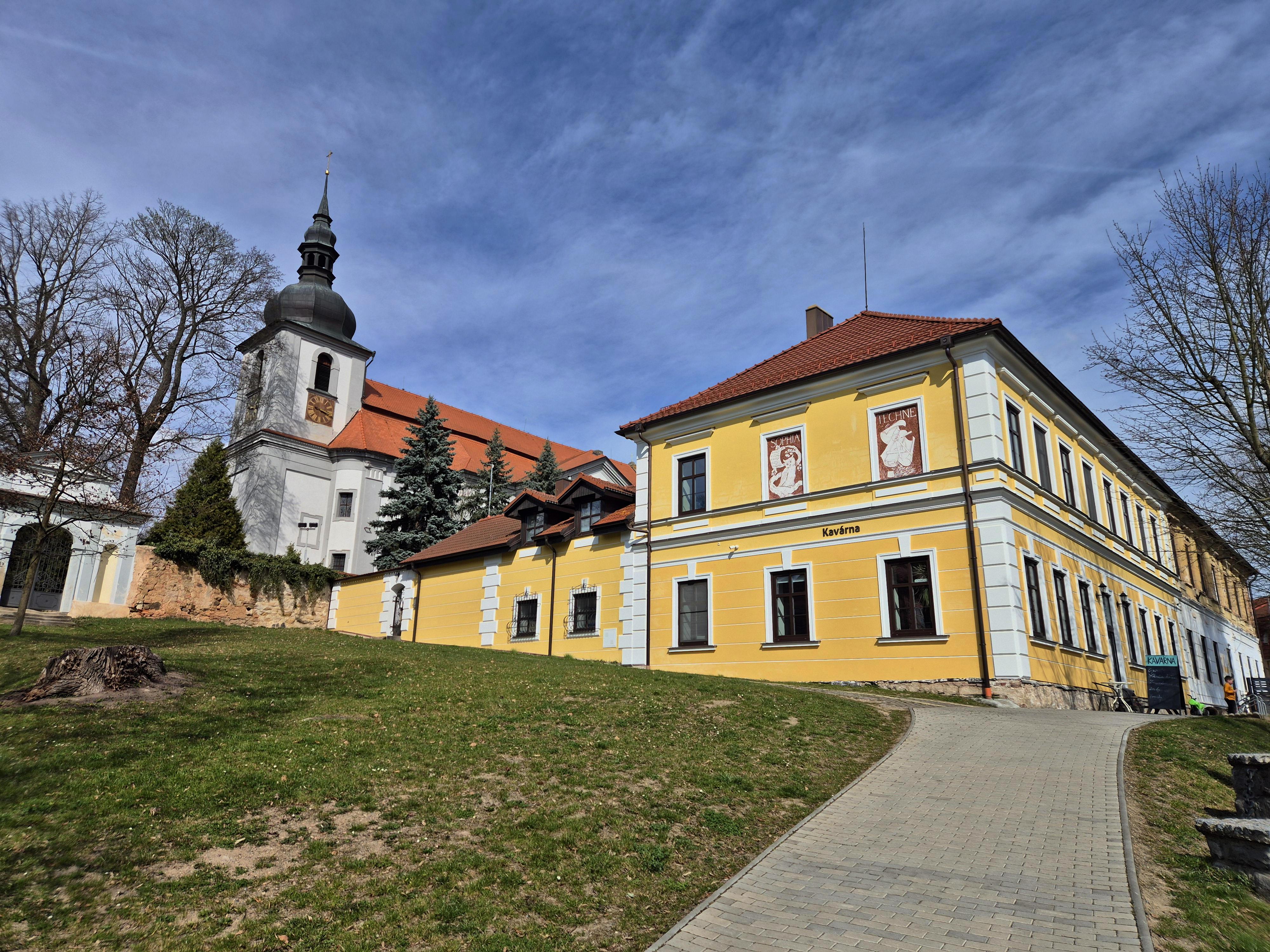 Kavárna Stará škola foto 4
