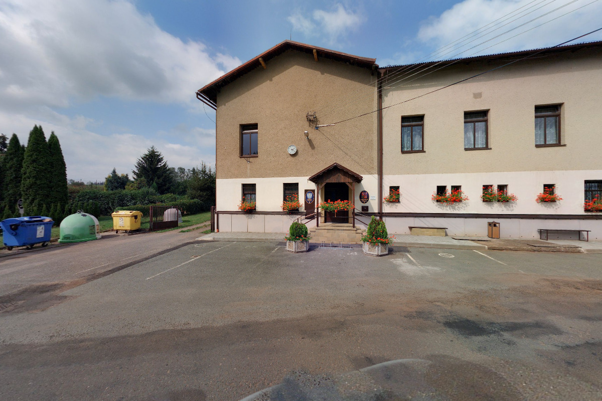Hynčice - obecní úřad foto 3