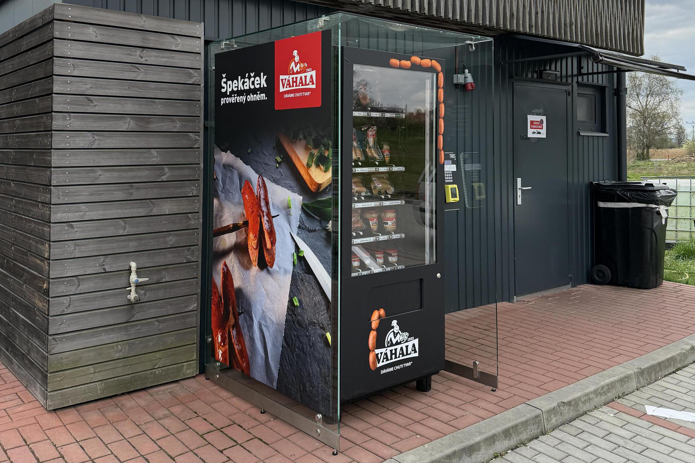 ŠPEKÁČKOMAT VÁHALA foto 1