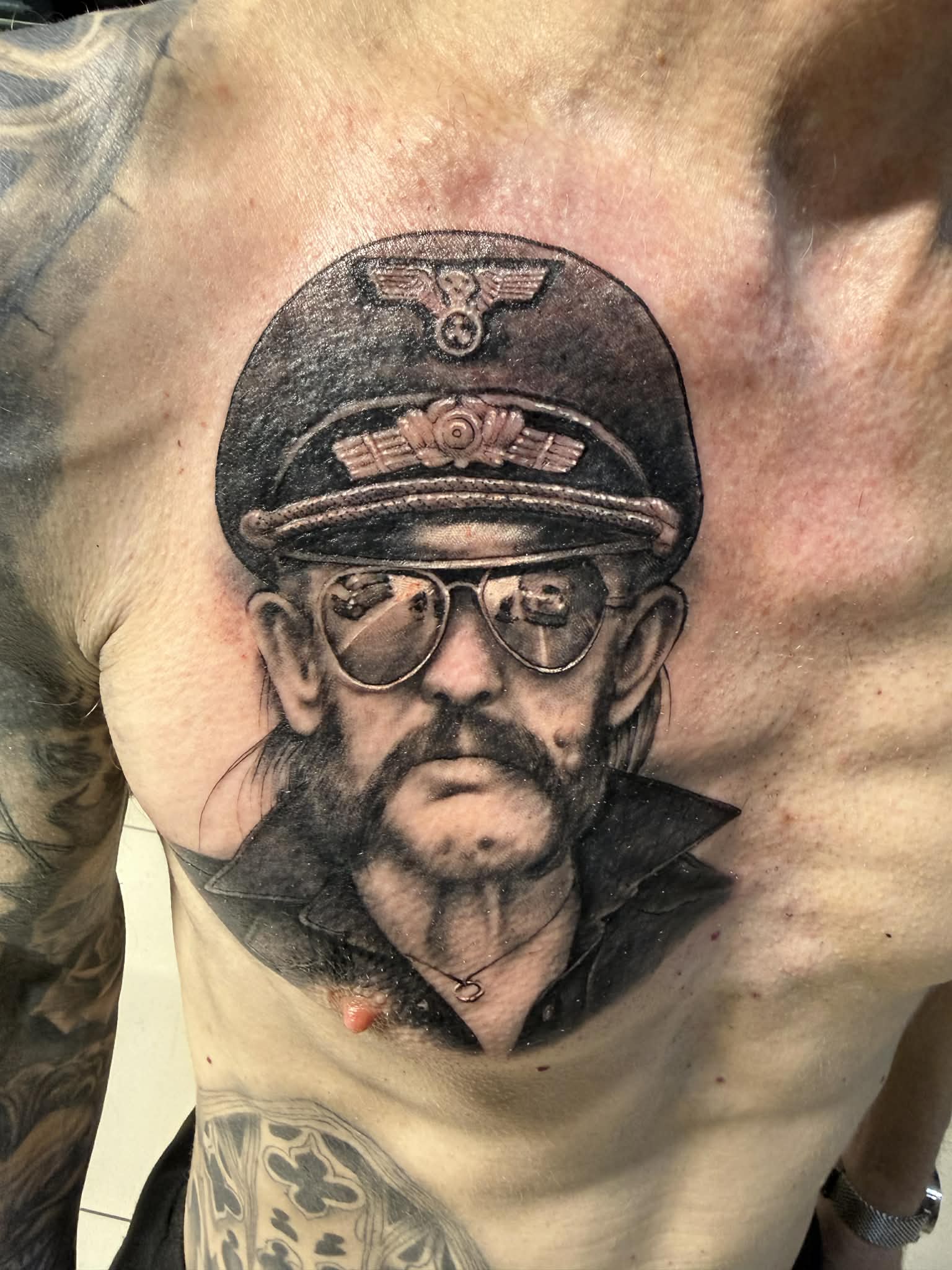 Roman Es Tattoo foto 2
