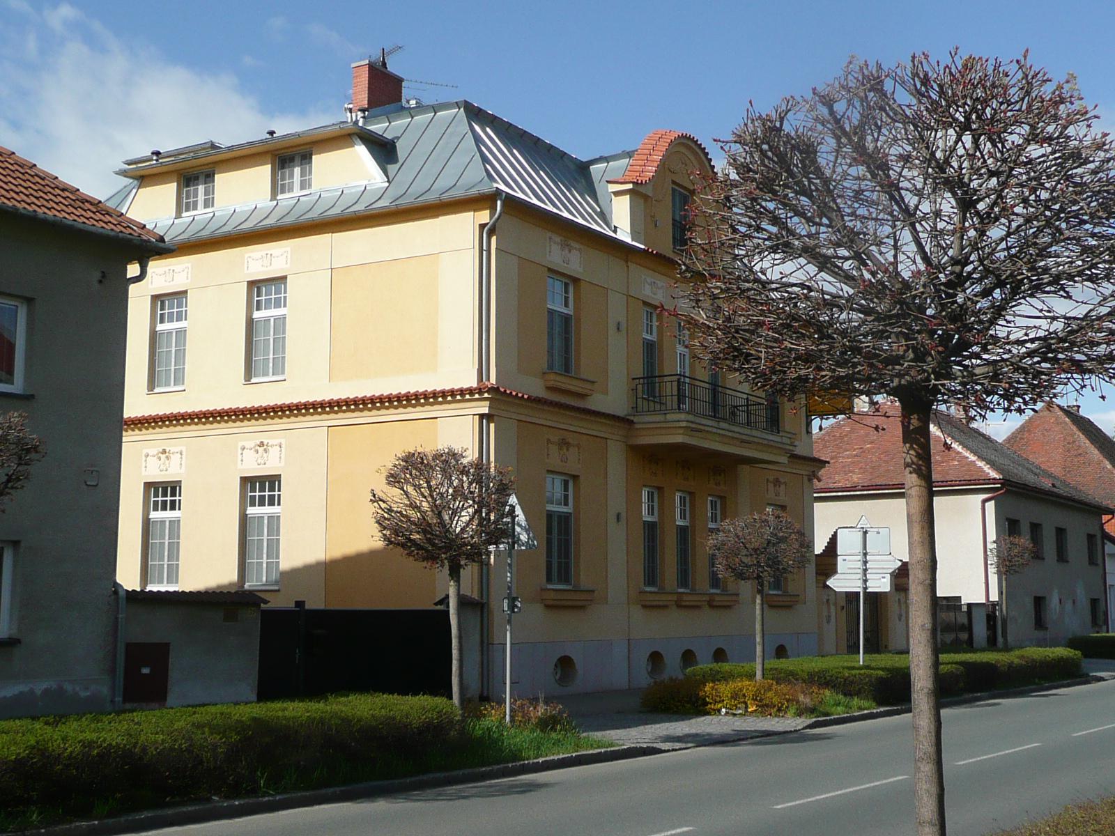 Tillerova vila