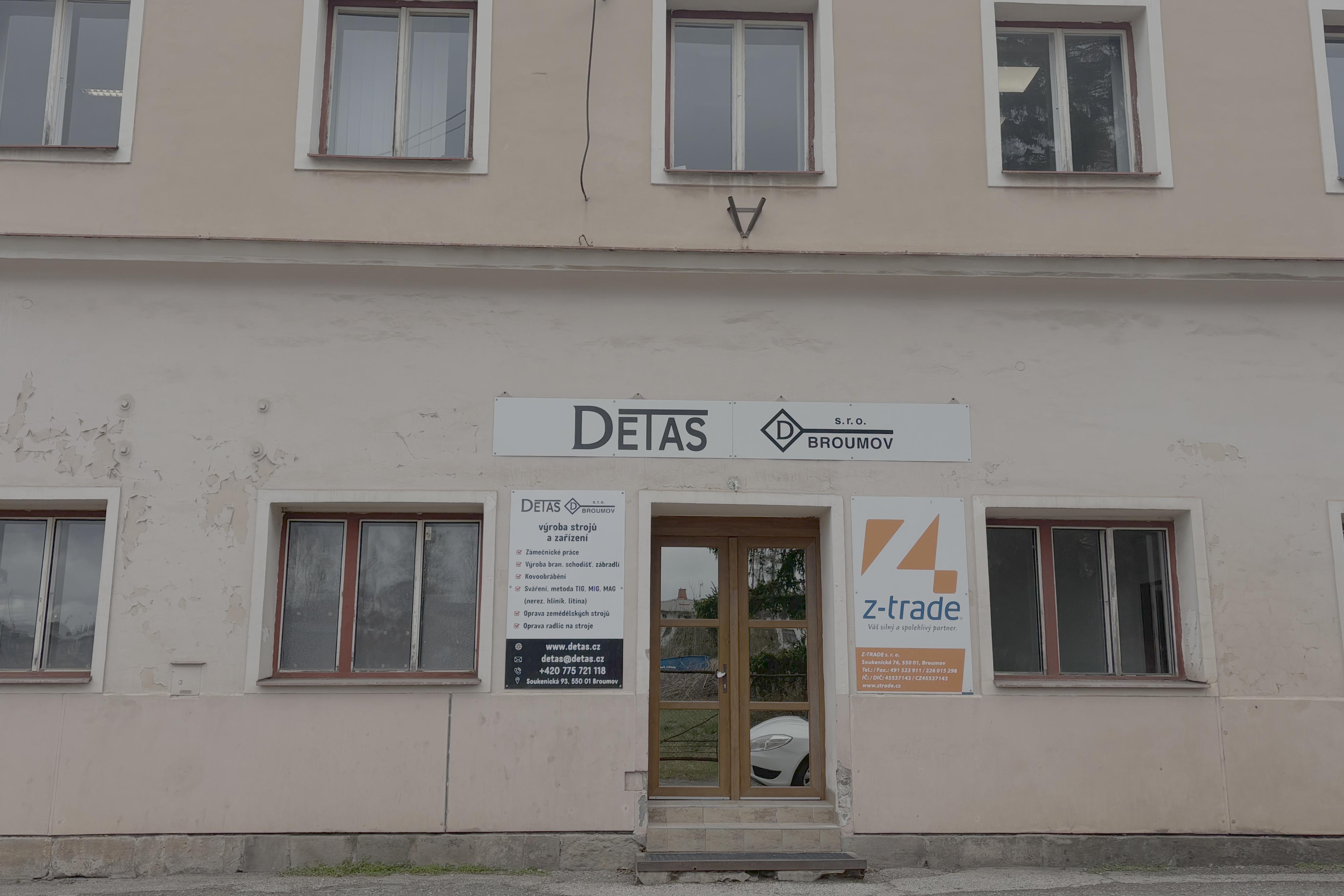 Stříkání dutin aut a opravy karoserií