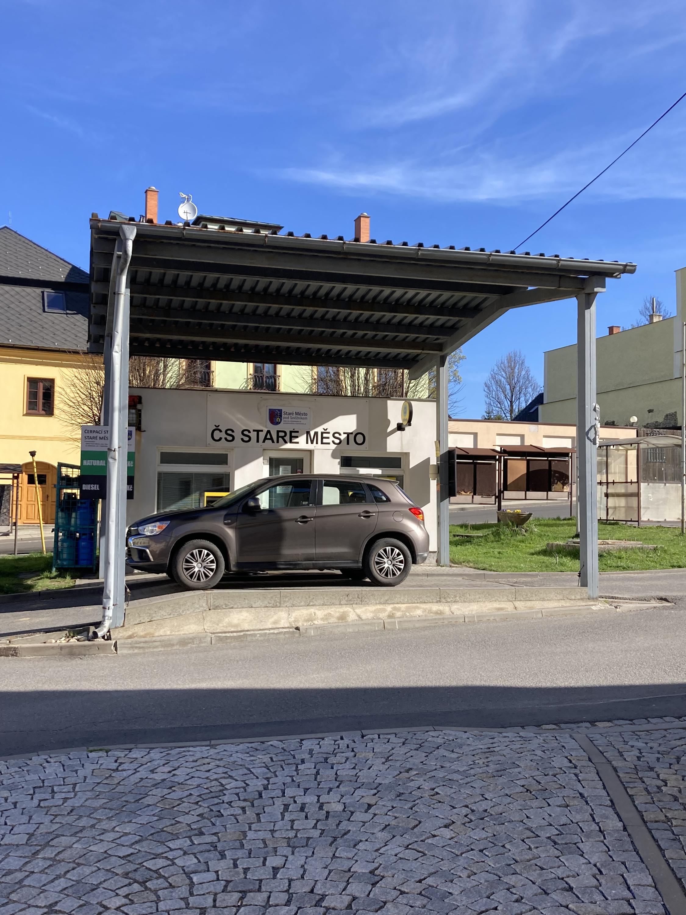 Čerpací stanice Staré Město foto 1