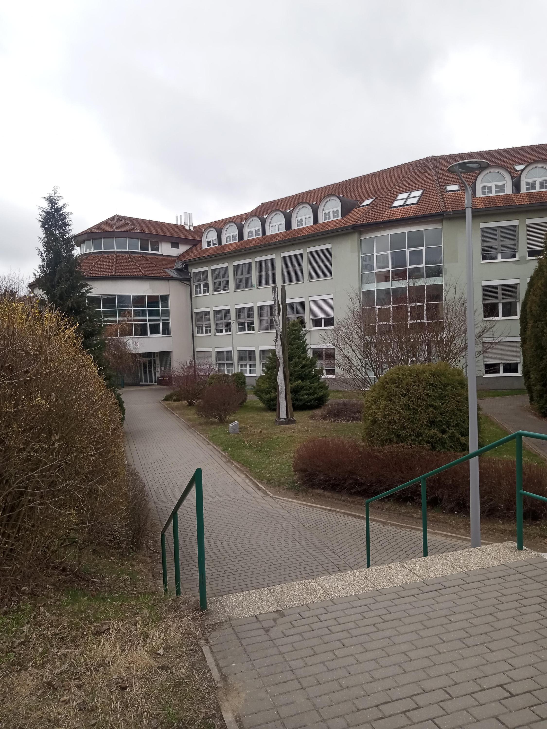 Gymnázium Bystřice nad Pernštejnem foto 5