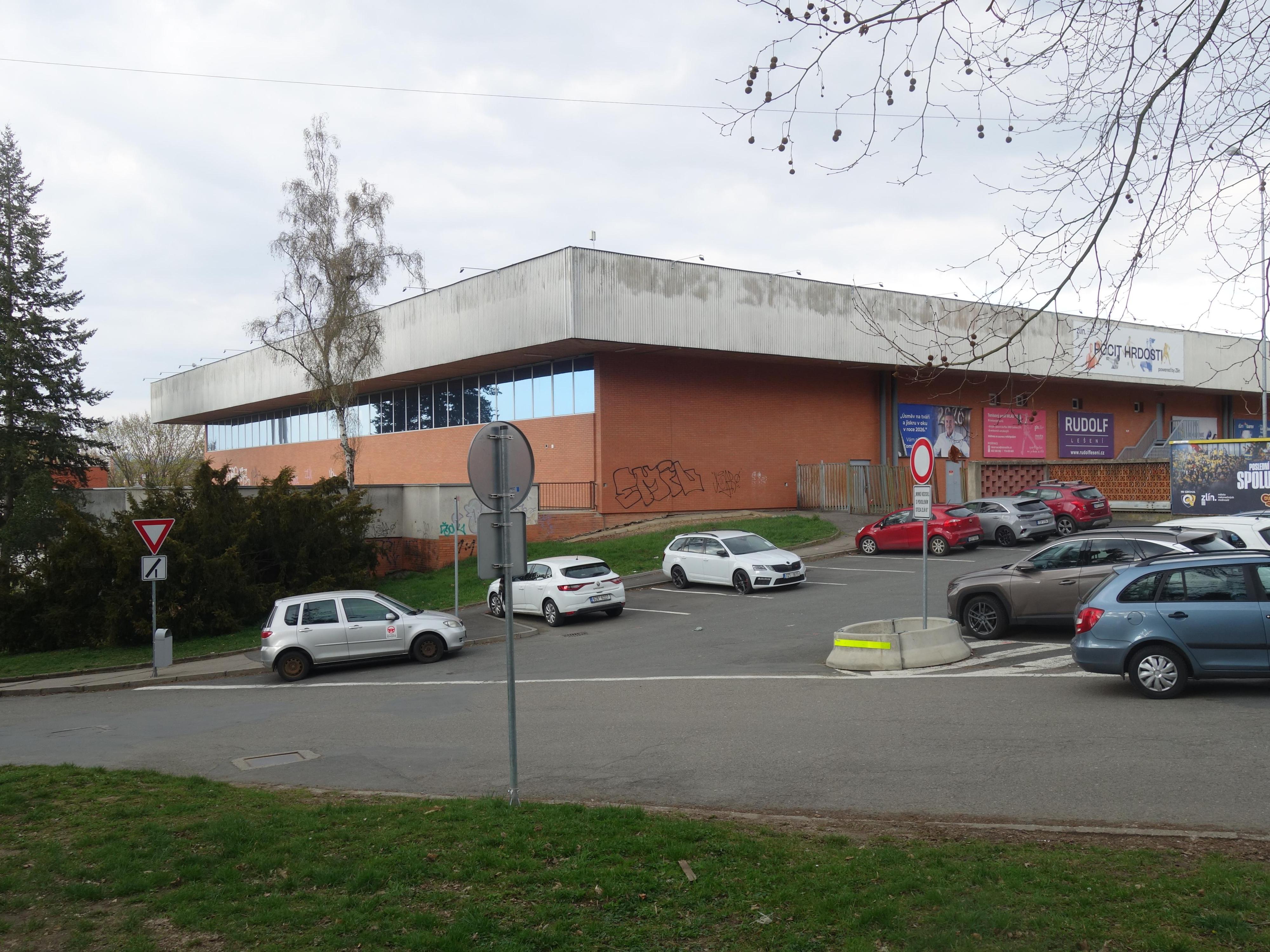 Sportovní hala DATART foto 6