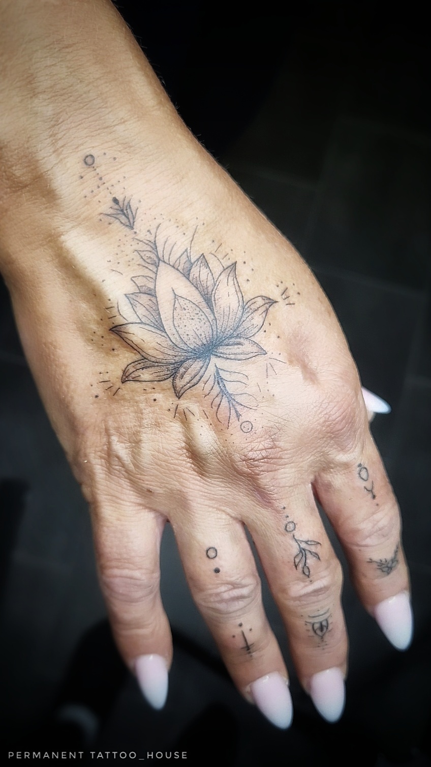 Permanent Tattoo house foto 4