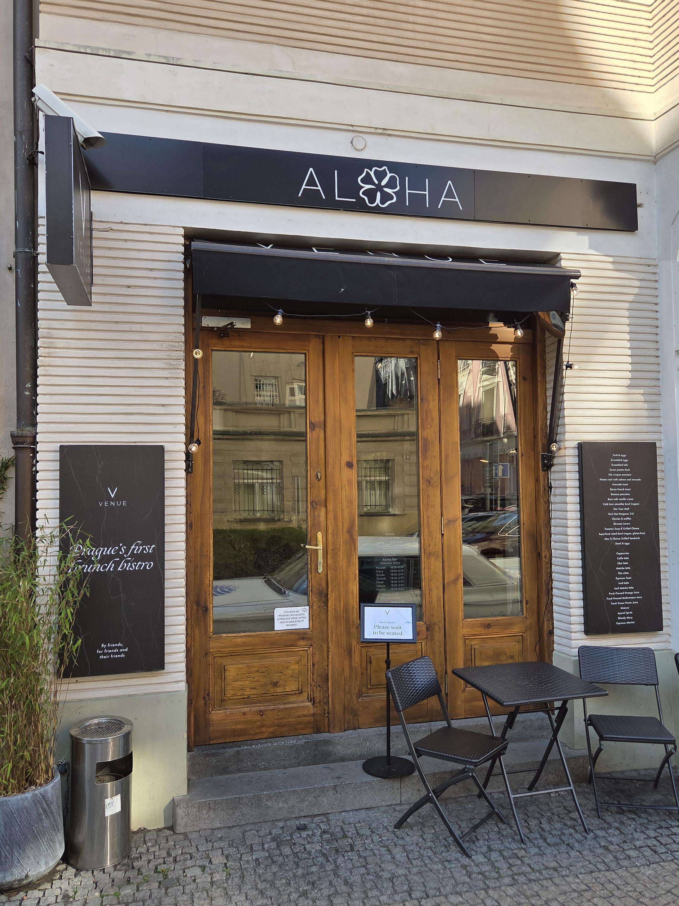 ALOHA BAR PRAHA foto 2