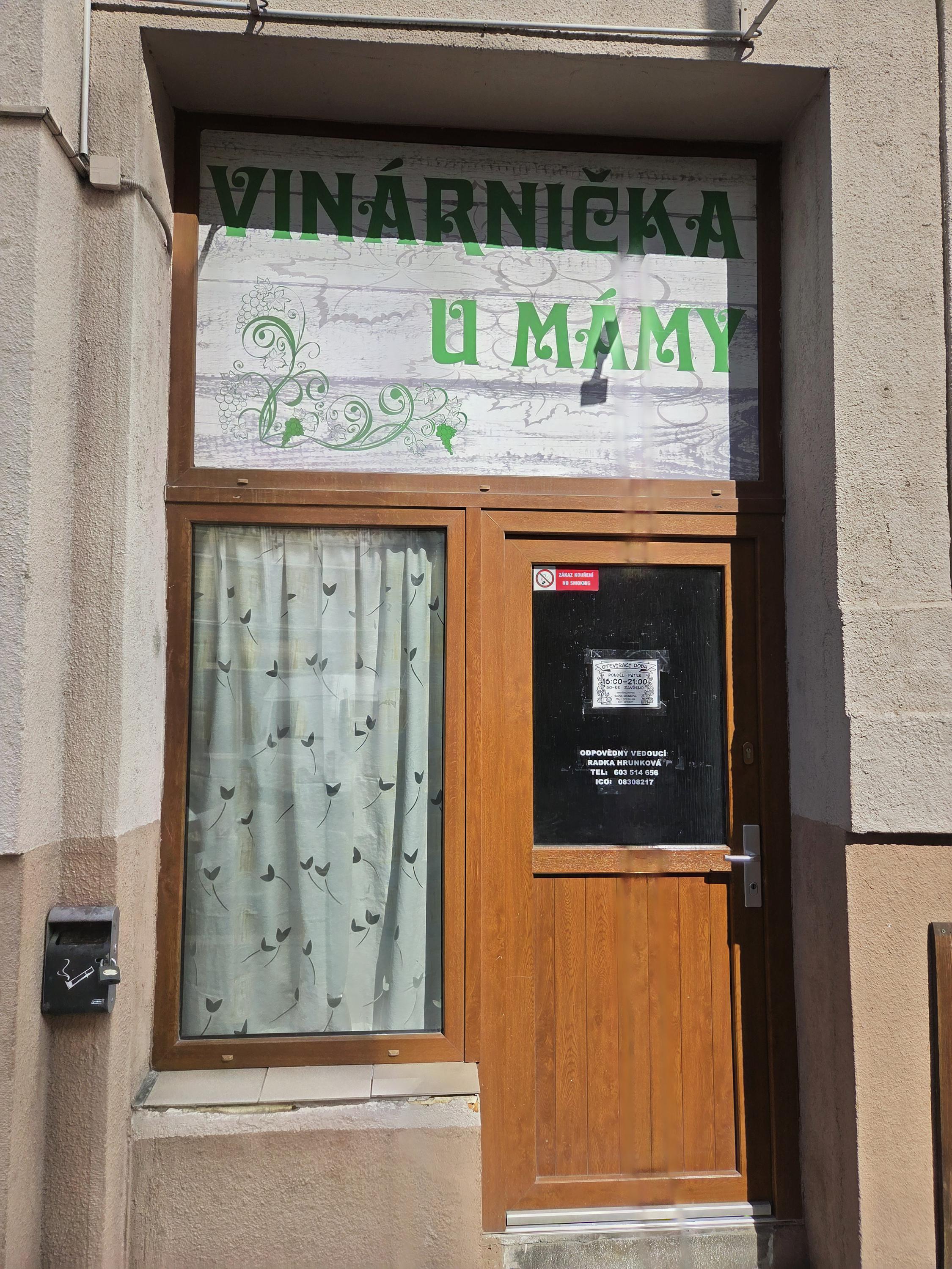Vinárnička U Mámy foto 5