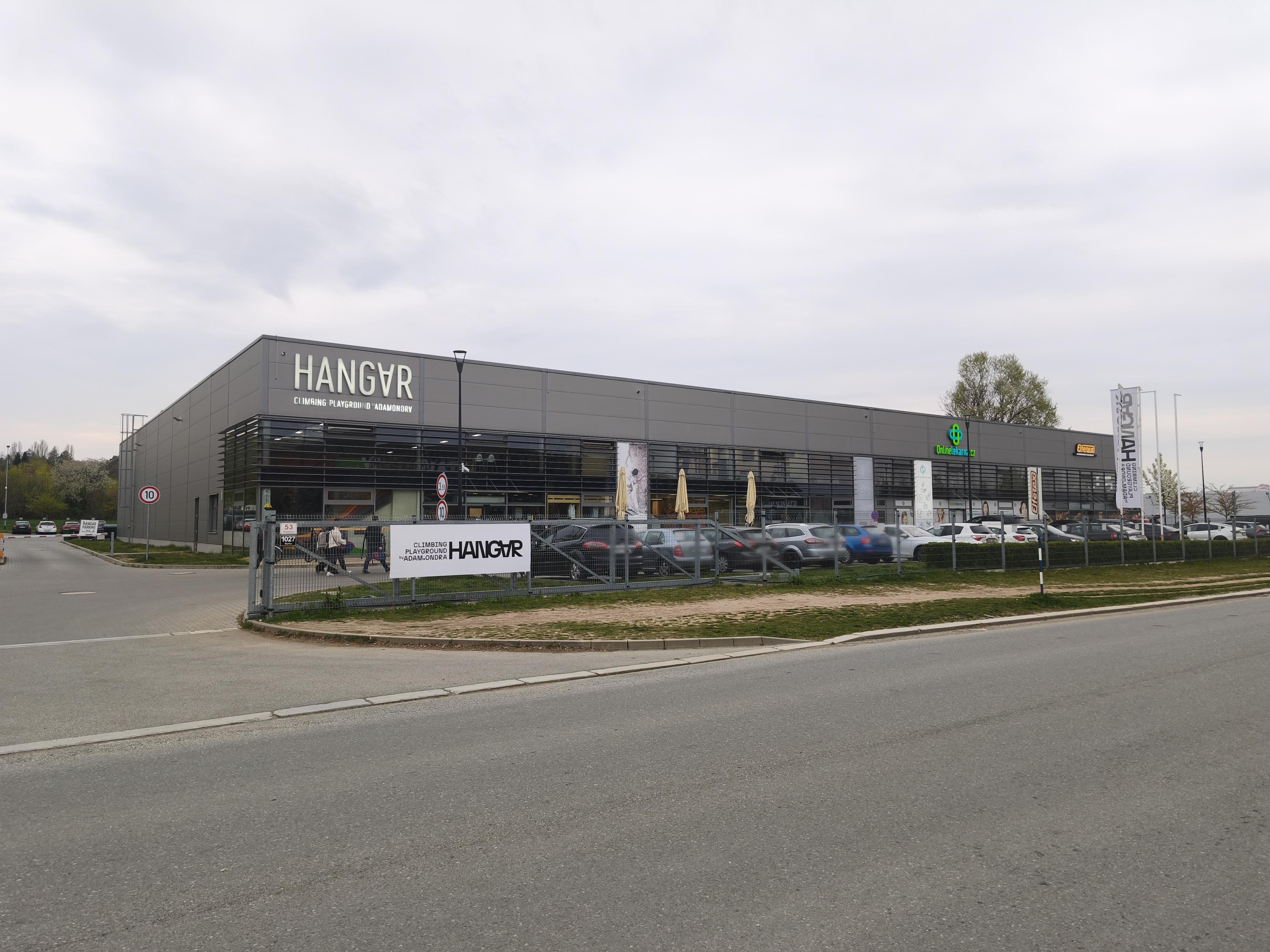 Hangar cafe