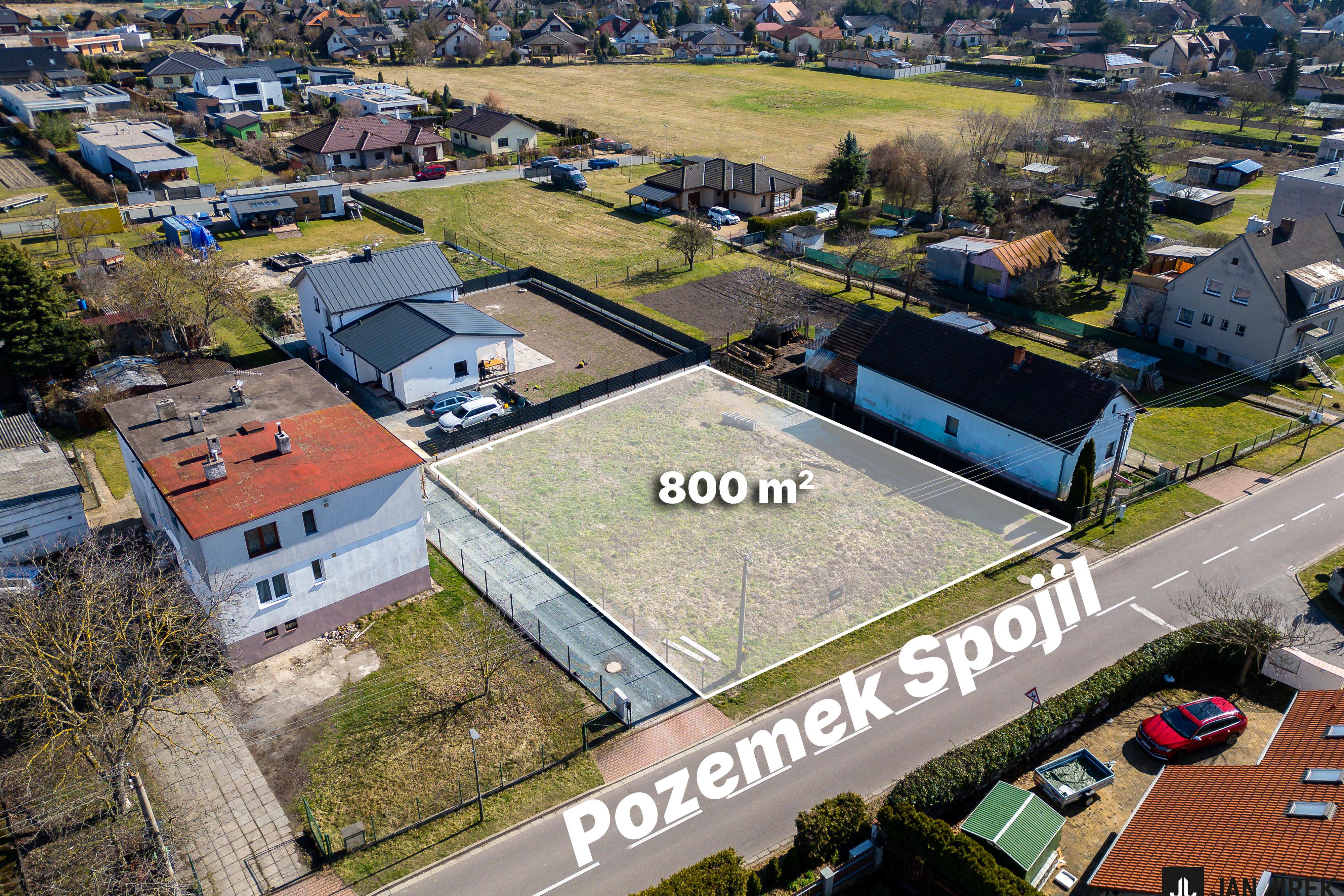Prodej stavebního pozemku 800 m² Na Okrajích, Spoj