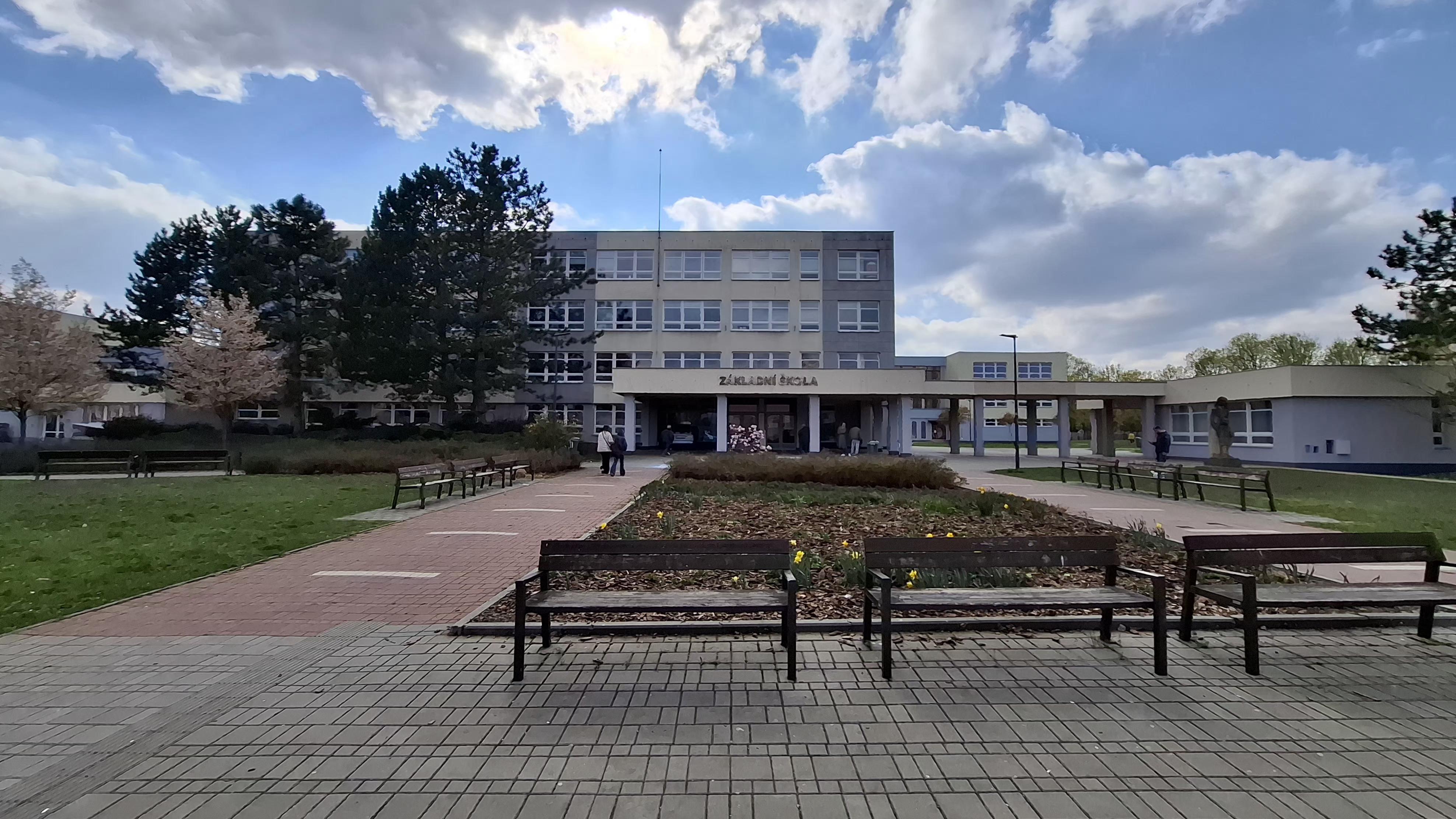 ZŠ Ostrava, Generála Píky foto 3